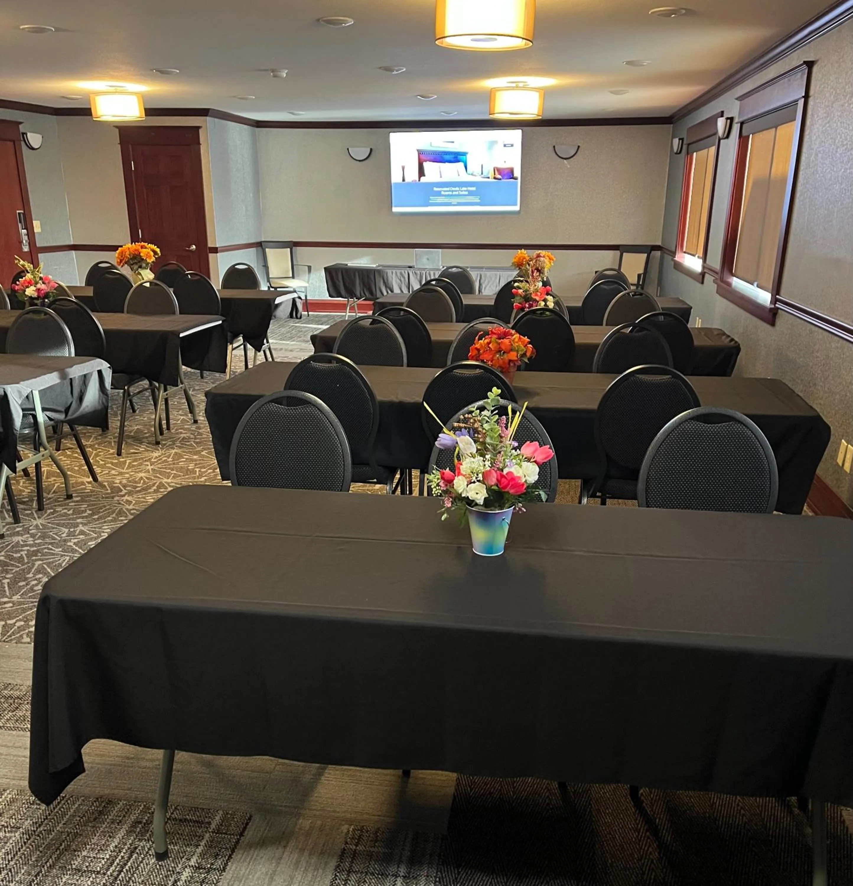 Meeting/conference room in Fireside Inn and Suites
