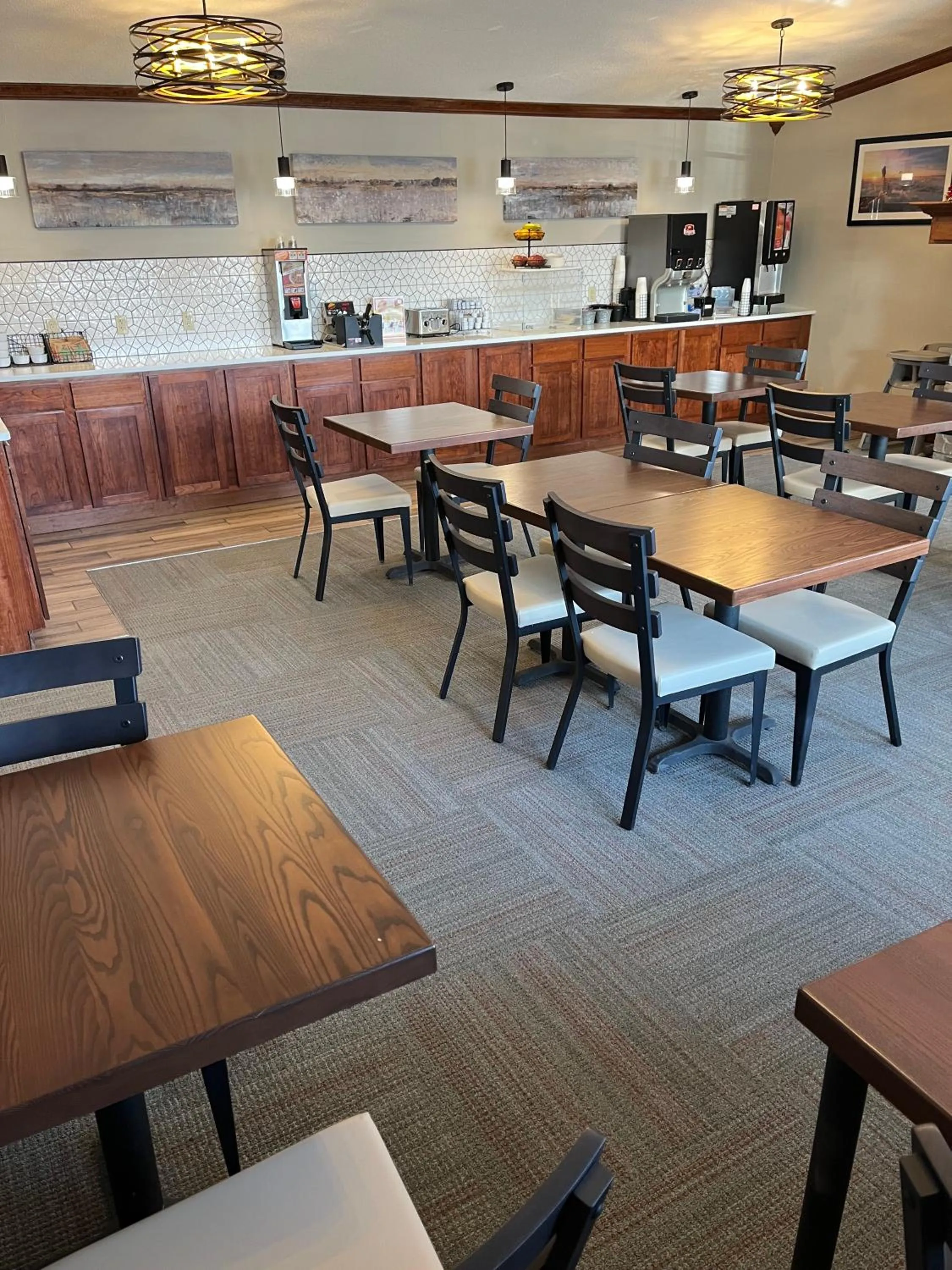 Breakfast in Fireside Inn and Suites