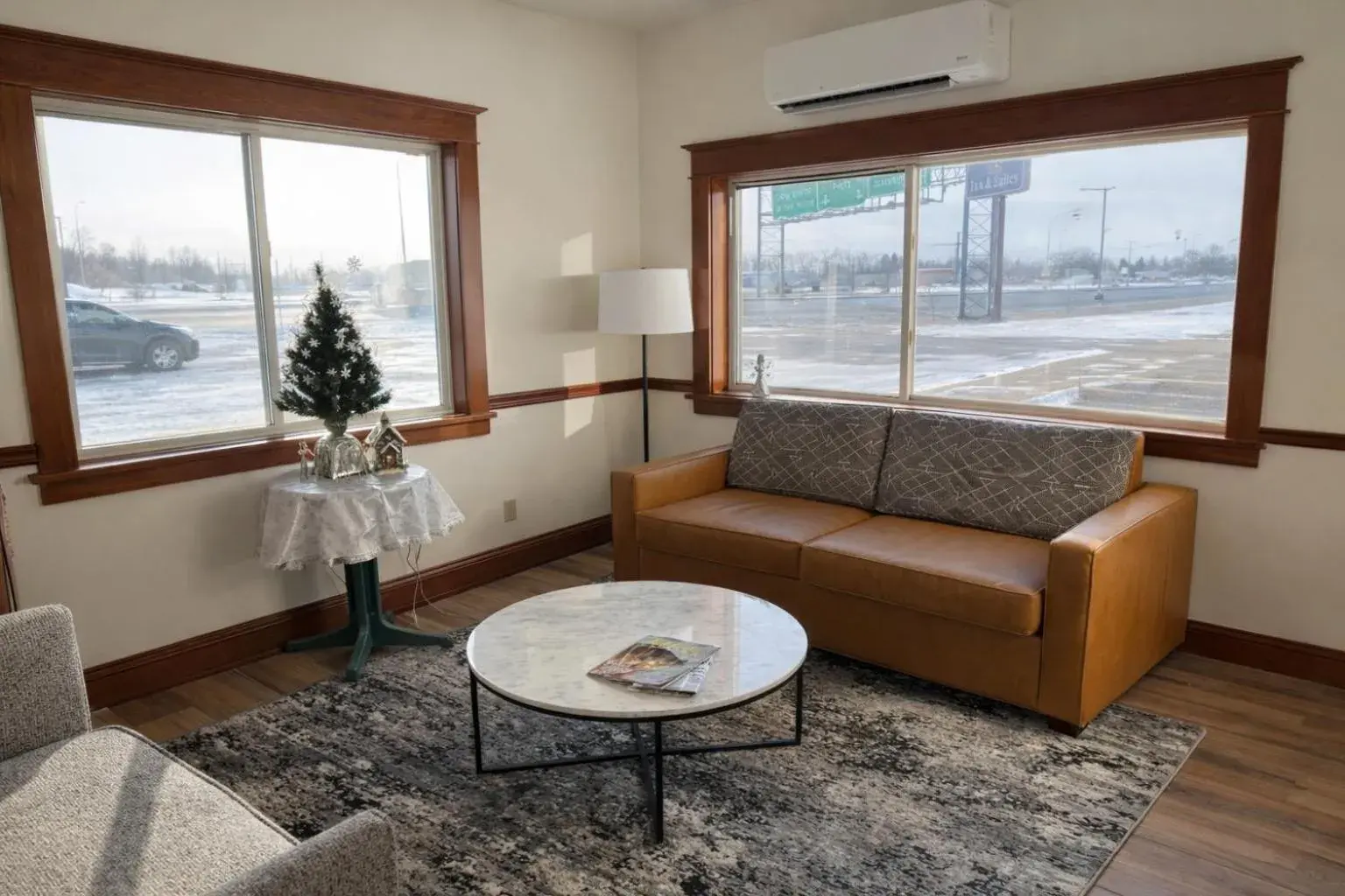 Lobby or reception in Fireside Inn and Suites Lobby or reception in Fireside Inn and Suites