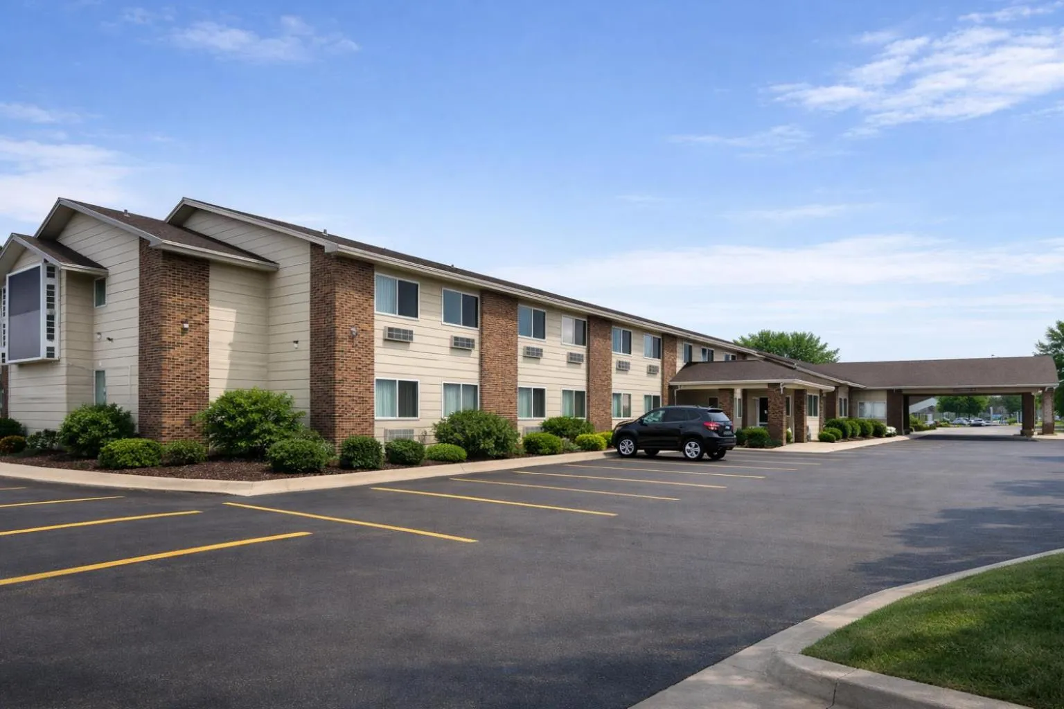 Parking in Fireside Inn and Suites