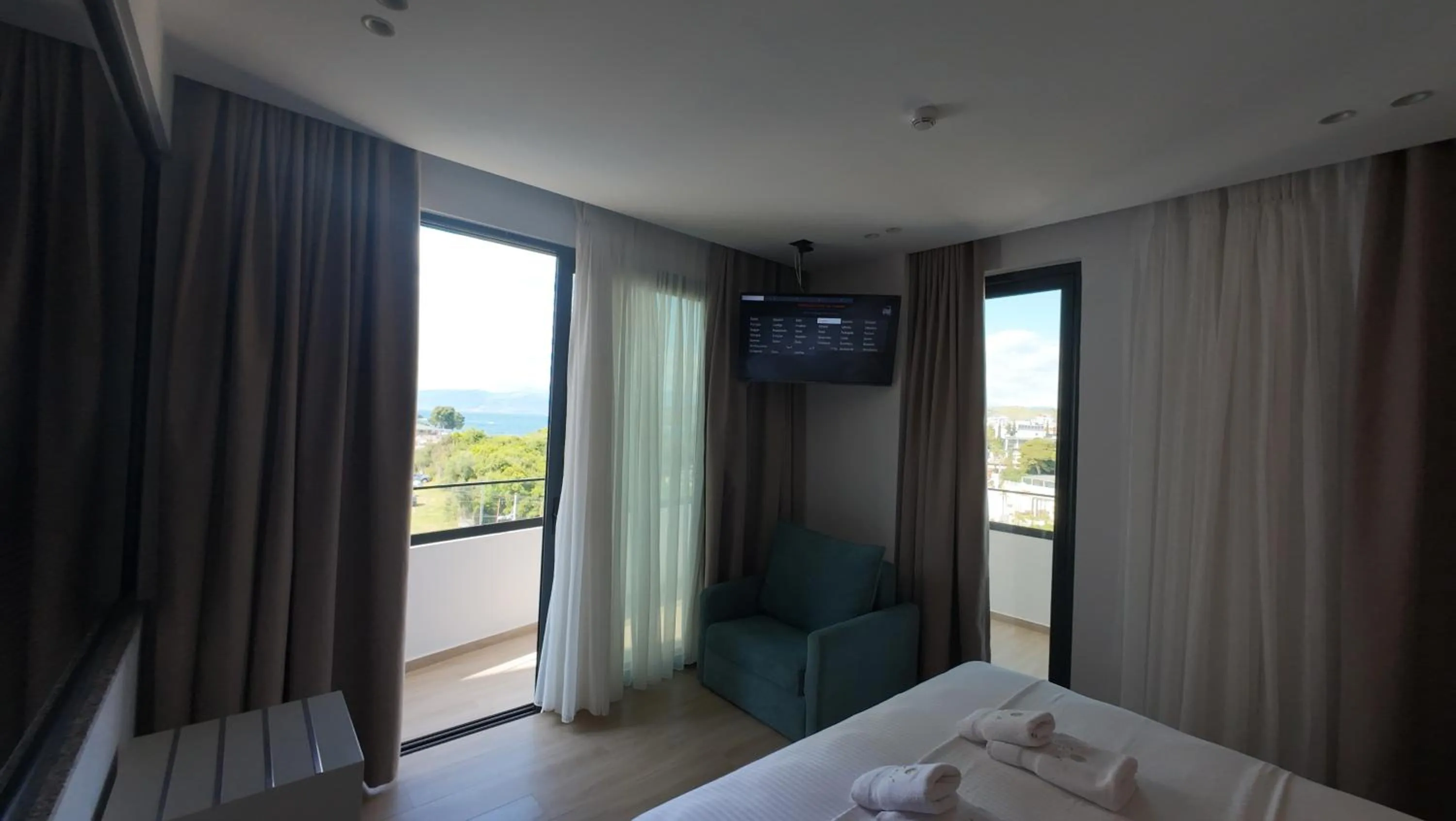 TV and multimedia, Bed in Hotel Boutique Onix