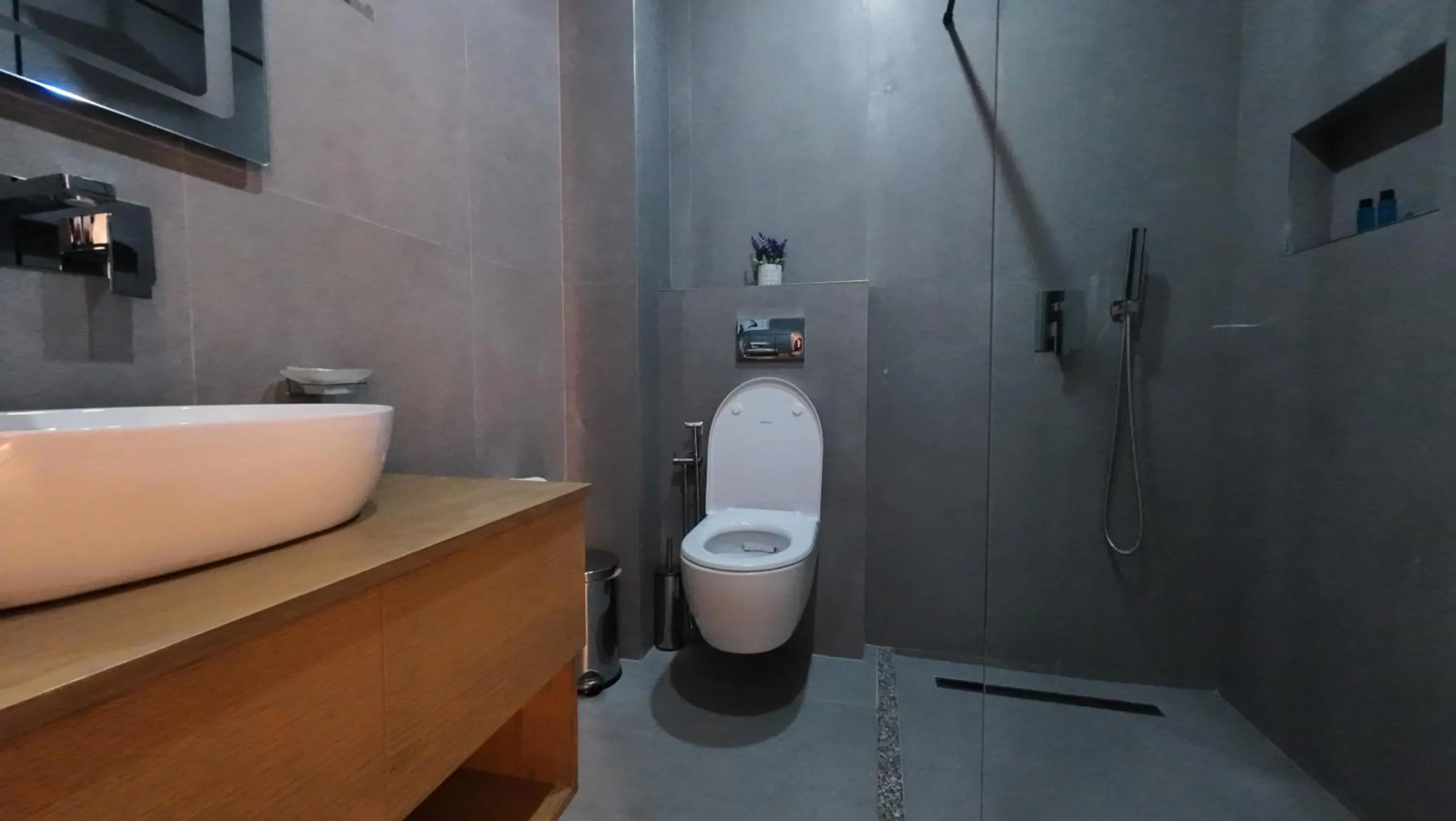 Shower in Hotel Boutique Onix