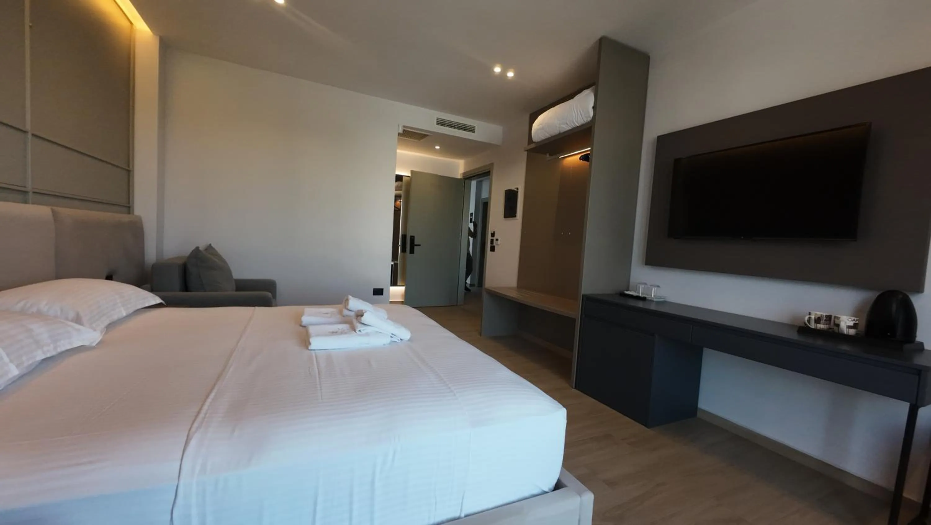 TV and multimedia, Bed in Hotel Boutique Onix