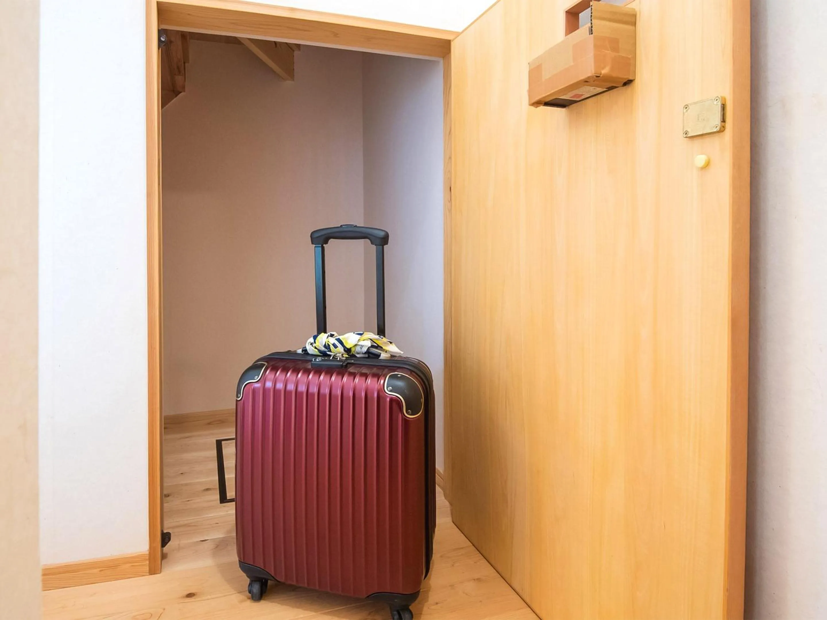 locker in Guest House Wakabaya