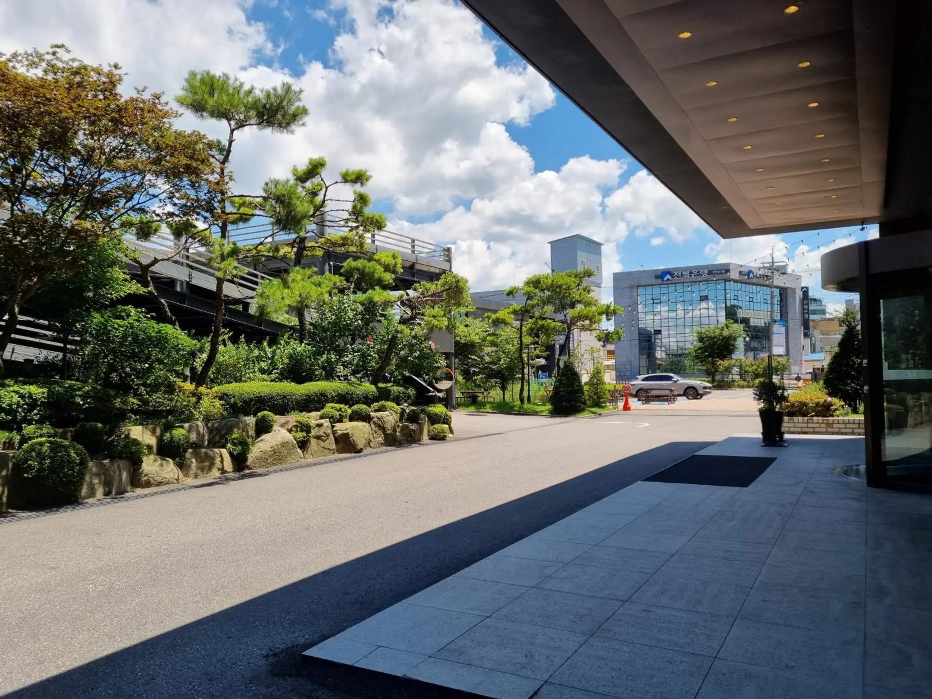 Facade/entrance in Avonhotel Gunsan Facade/entrance in Avonhotel Gunsan