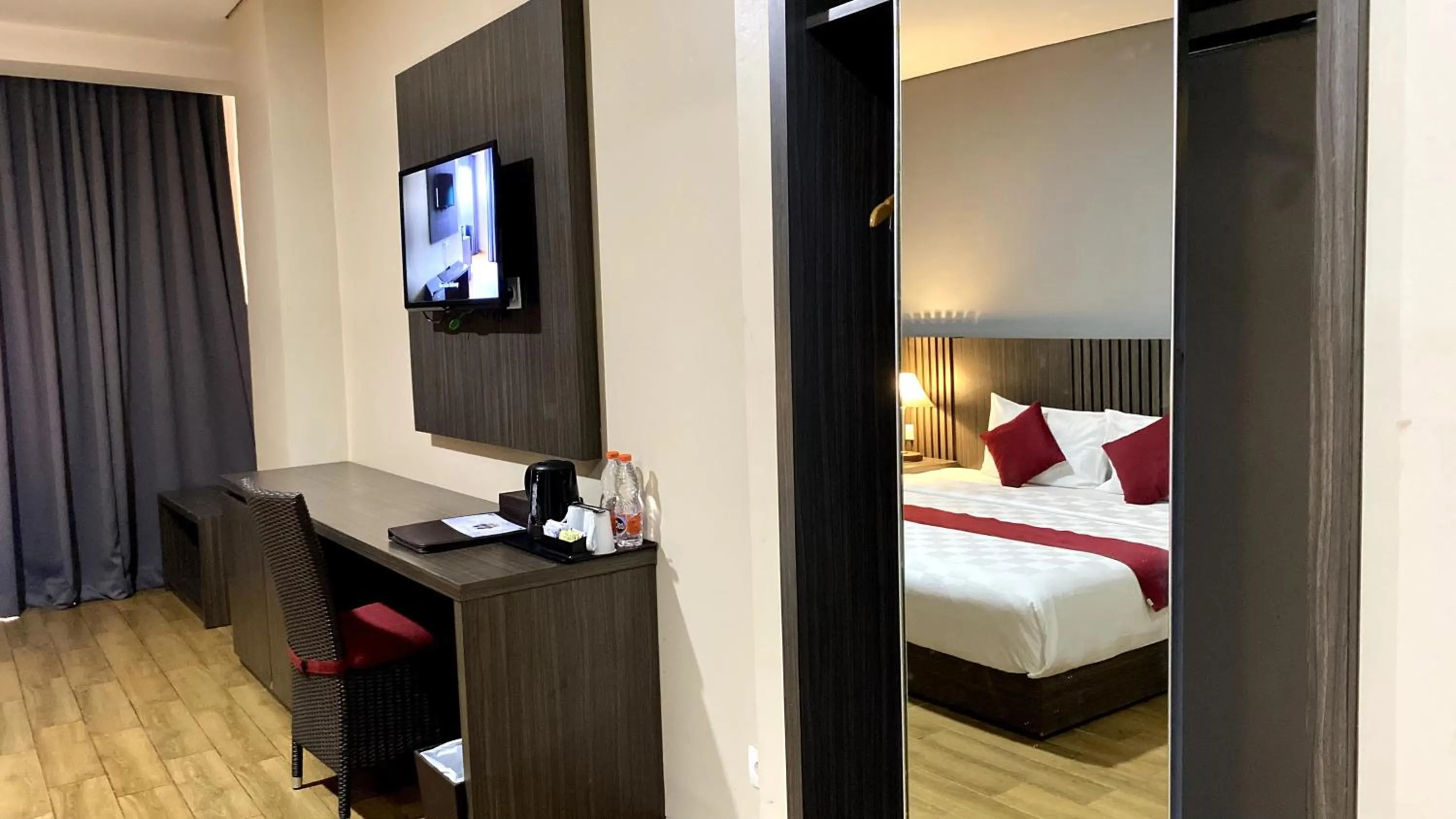 Bed in Merapi Merbabu Hotels Bekasi