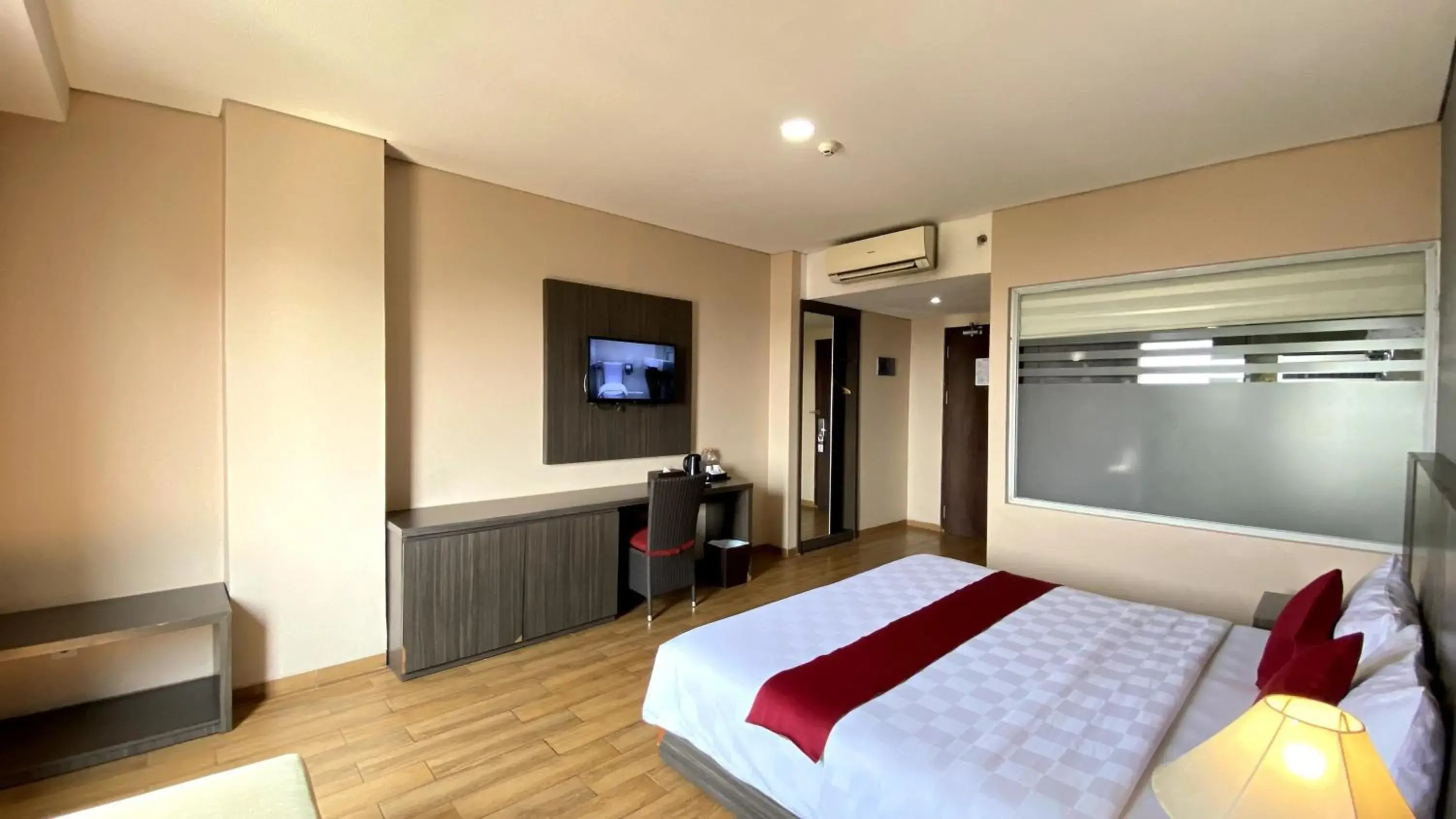 Bed in Merapi Merbabu Hotels Bekasi Bed in Merapi Merbabu Hotels Bekasi