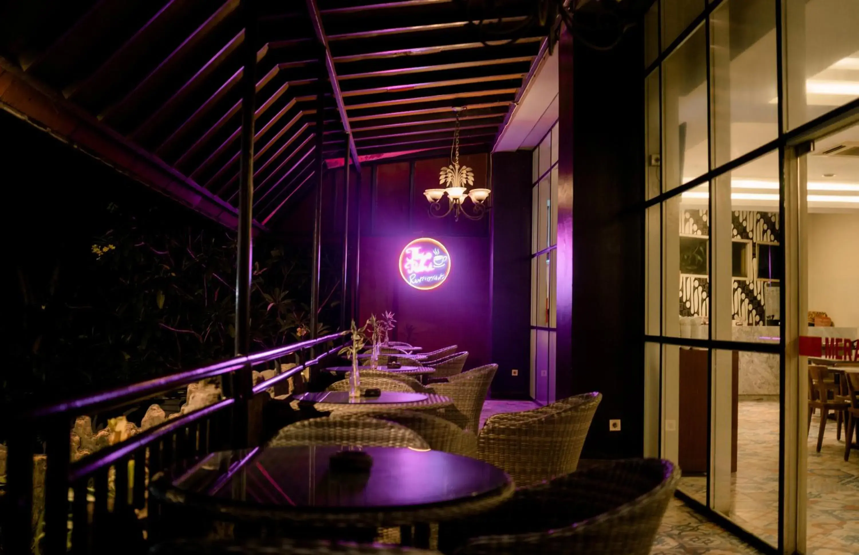 Restaurant/places to eat in Merapi Merbabu Hotels Bekasi Restaurant/places to eat in Merapi Merbabu Hotels Bekasi