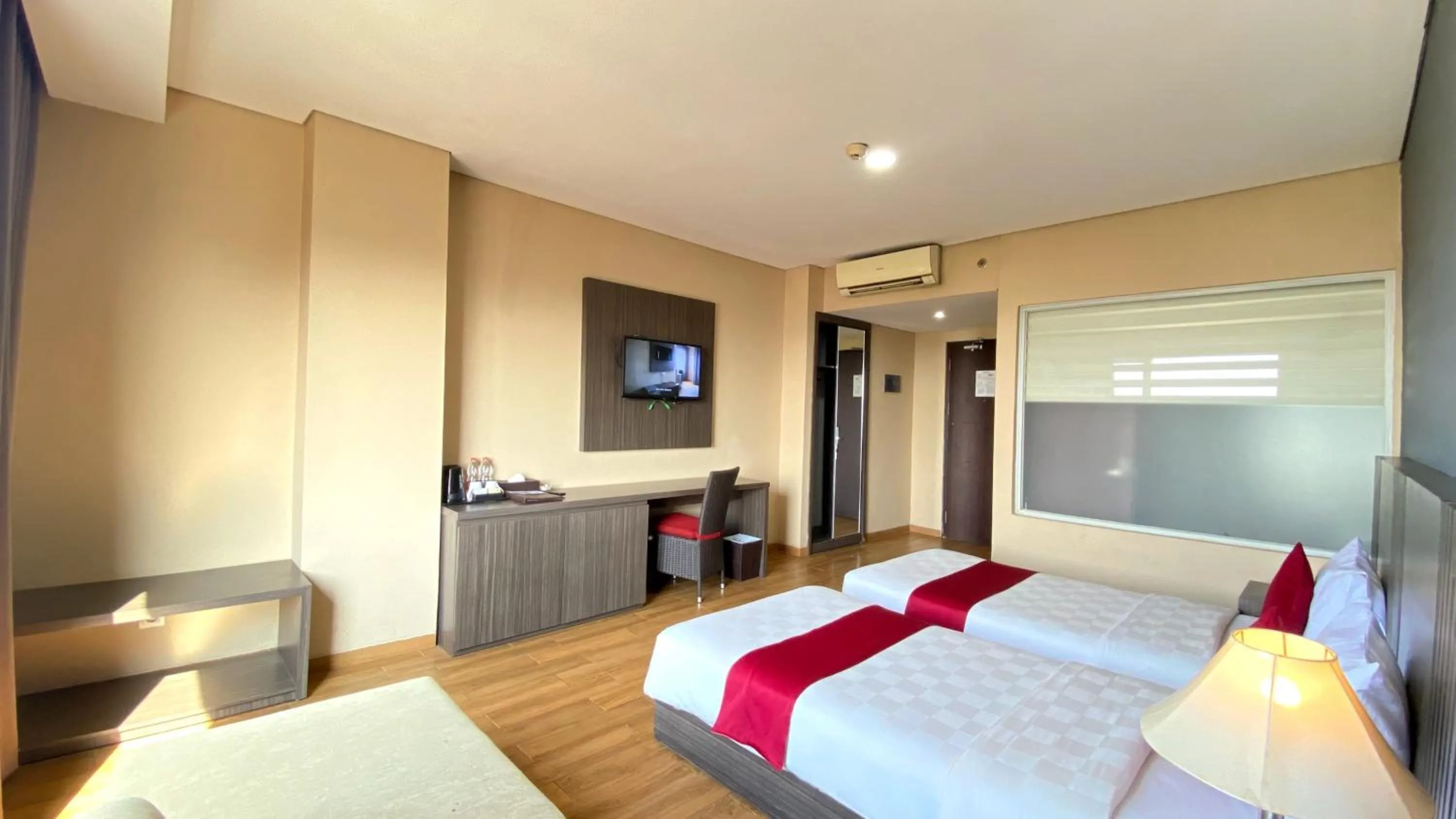 Bed in Merapi Merbabu Hotels Bekasi