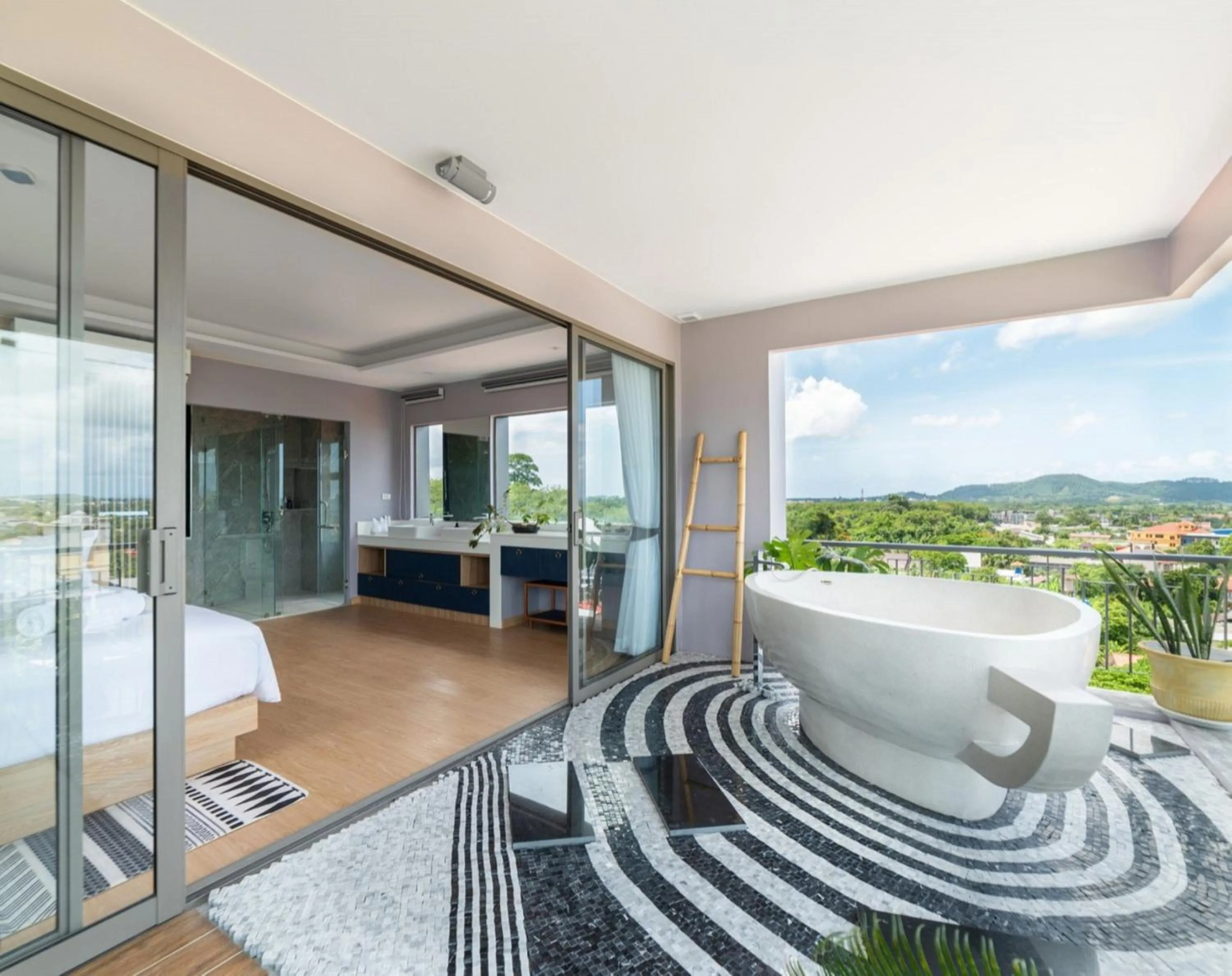 Guests in The Blue Hotel