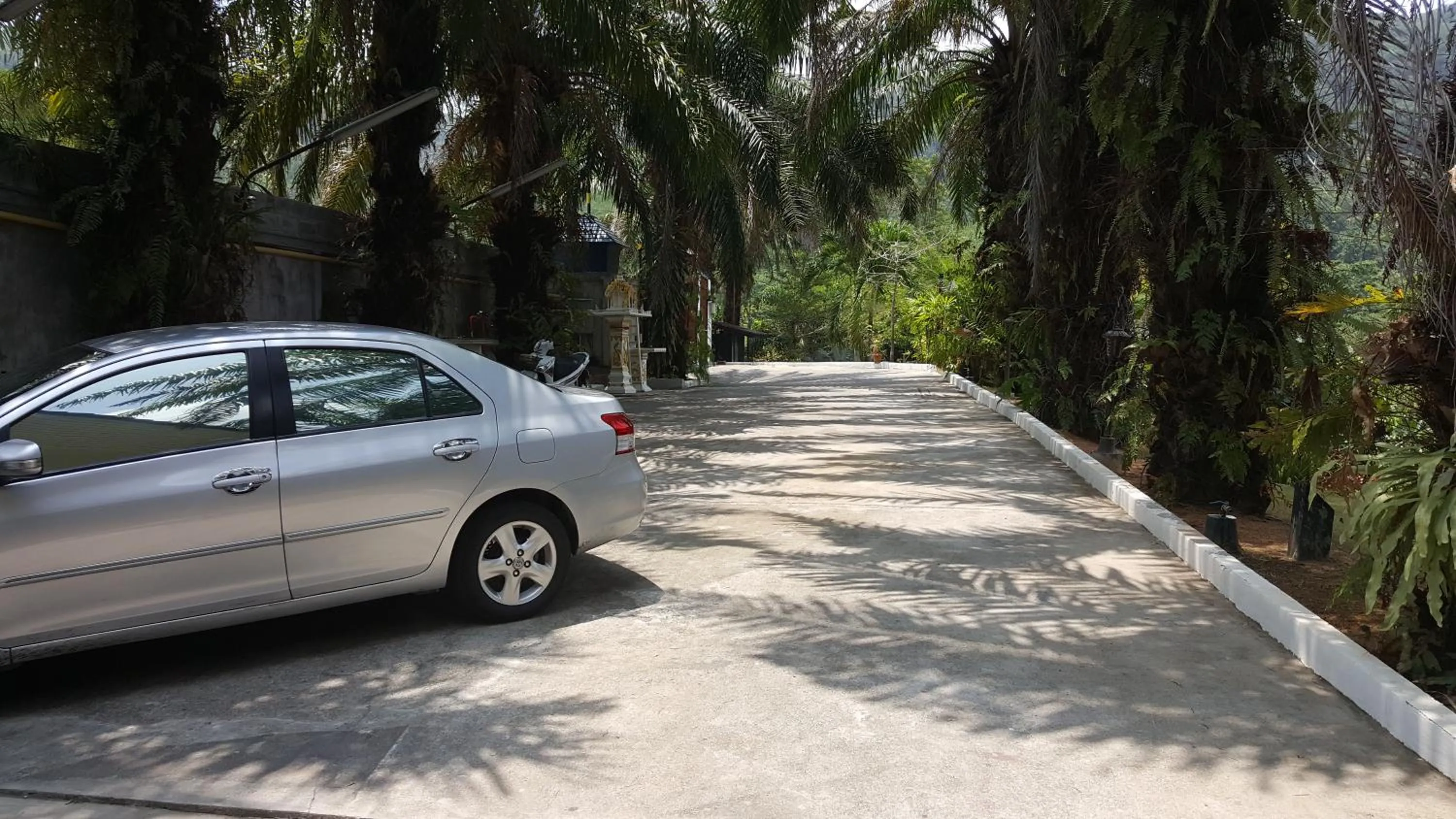 Area and facilities in Chalong - 10 BR Private Pool Villa - Villa Nap Dau - Phuket