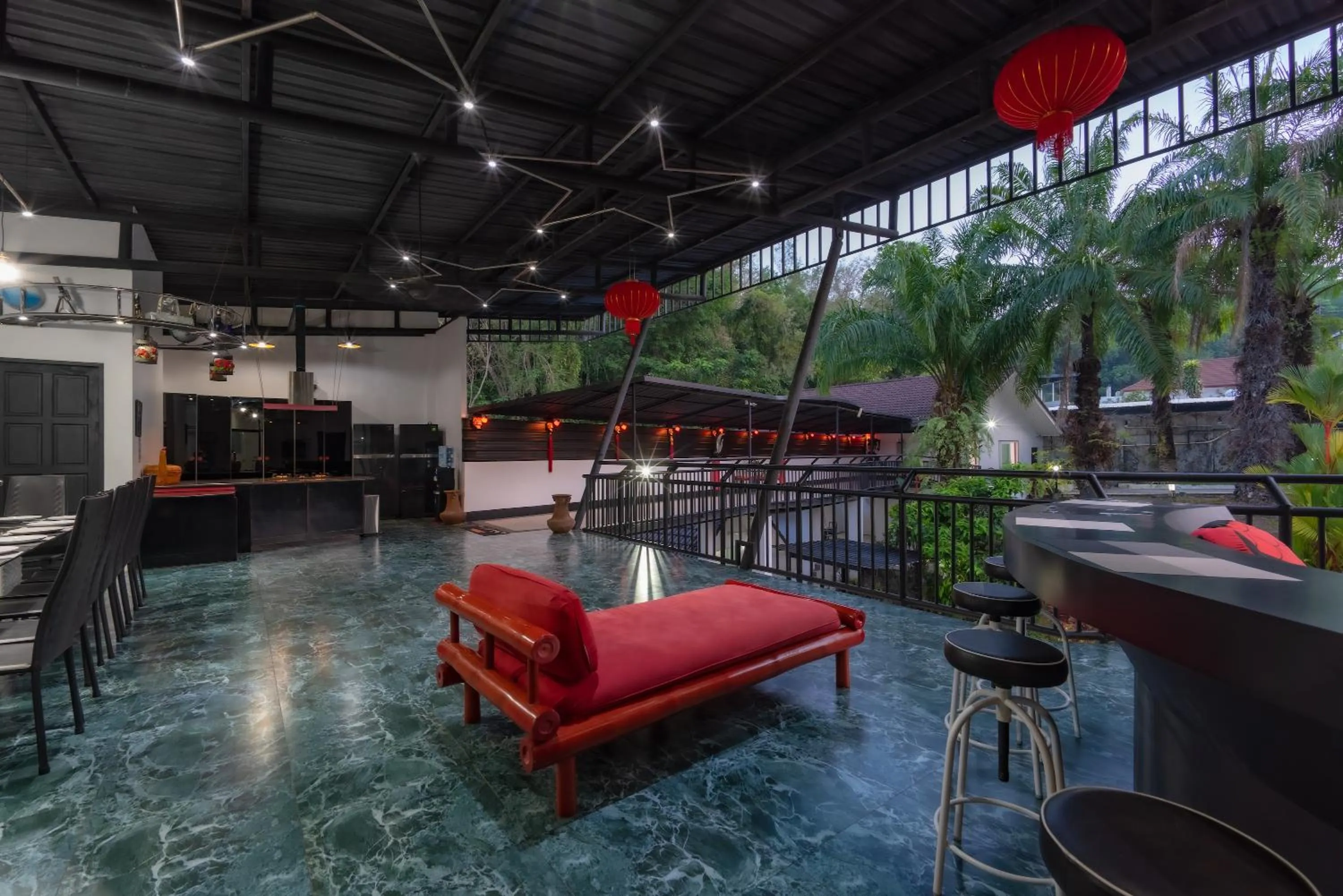 Karaoke in Chalong - 10 BR Private Pool Villa - Villa Nap Dau - Phuket