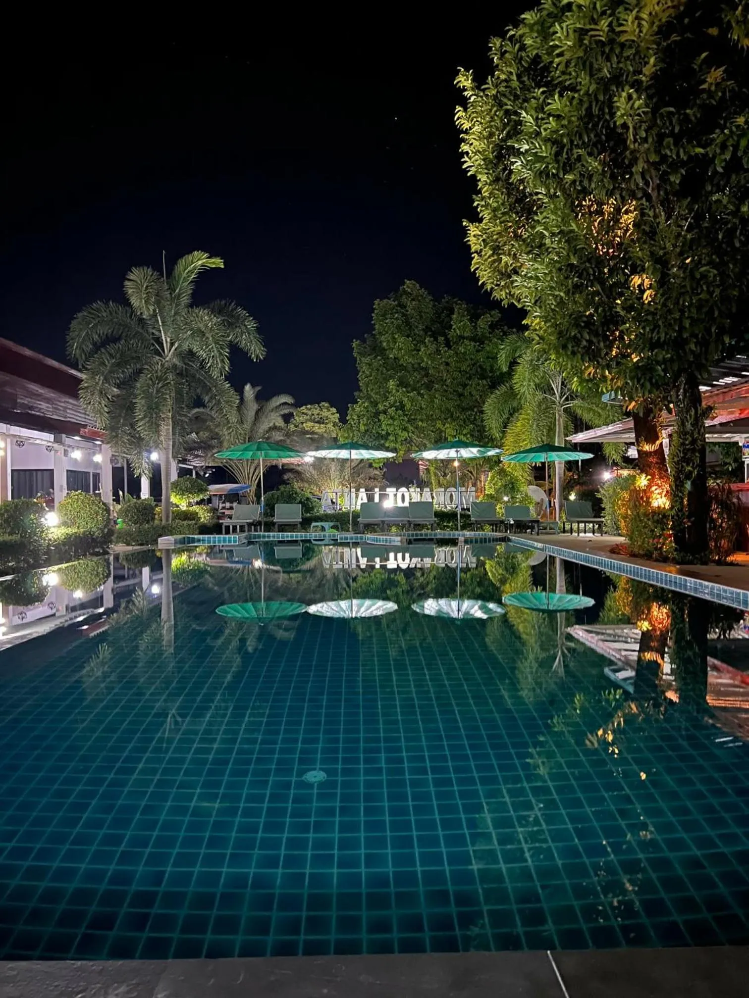 Morakot Lanta Resort