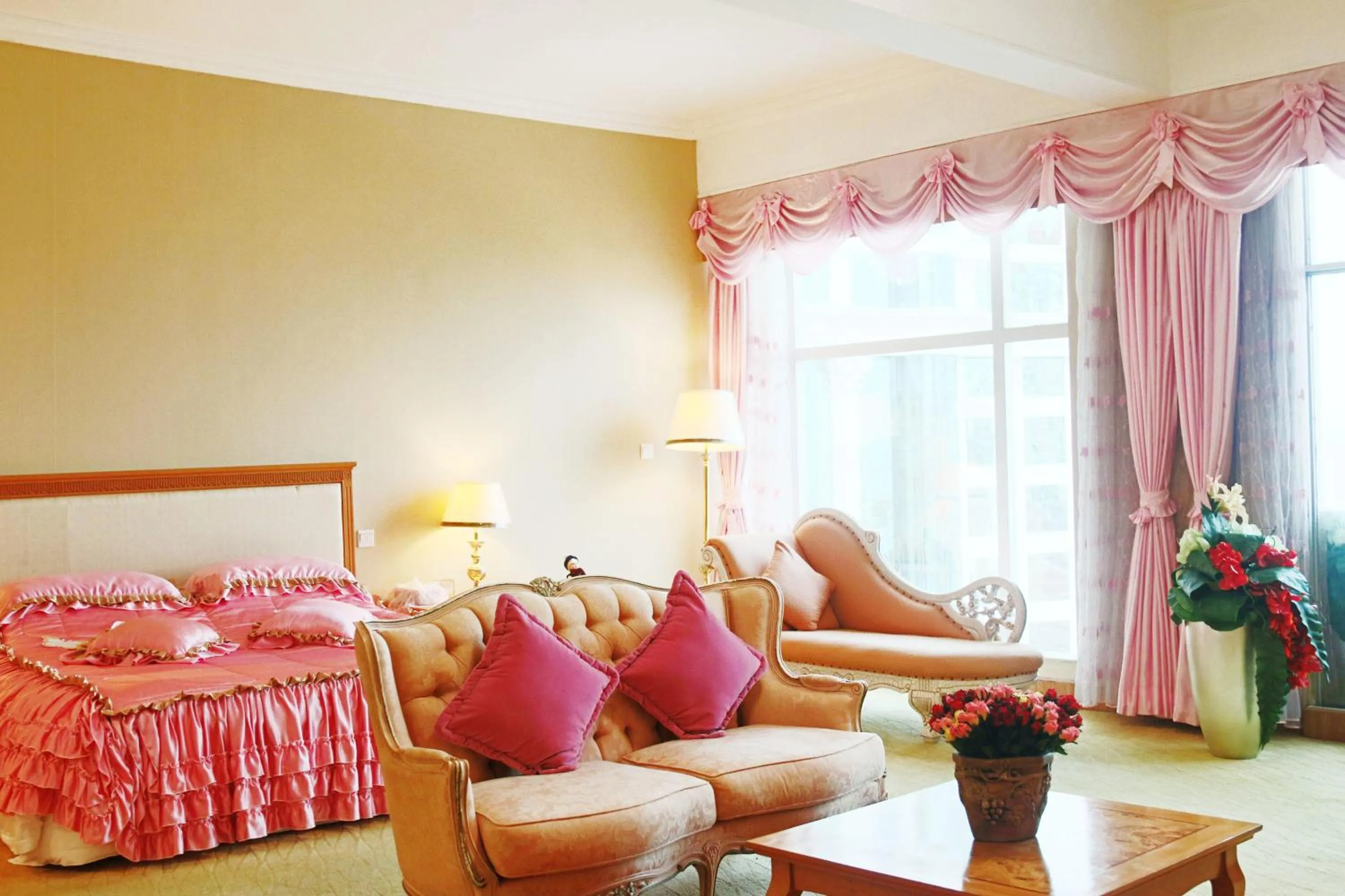 Photo of the whole room in Zhuhai Dehan Hotel