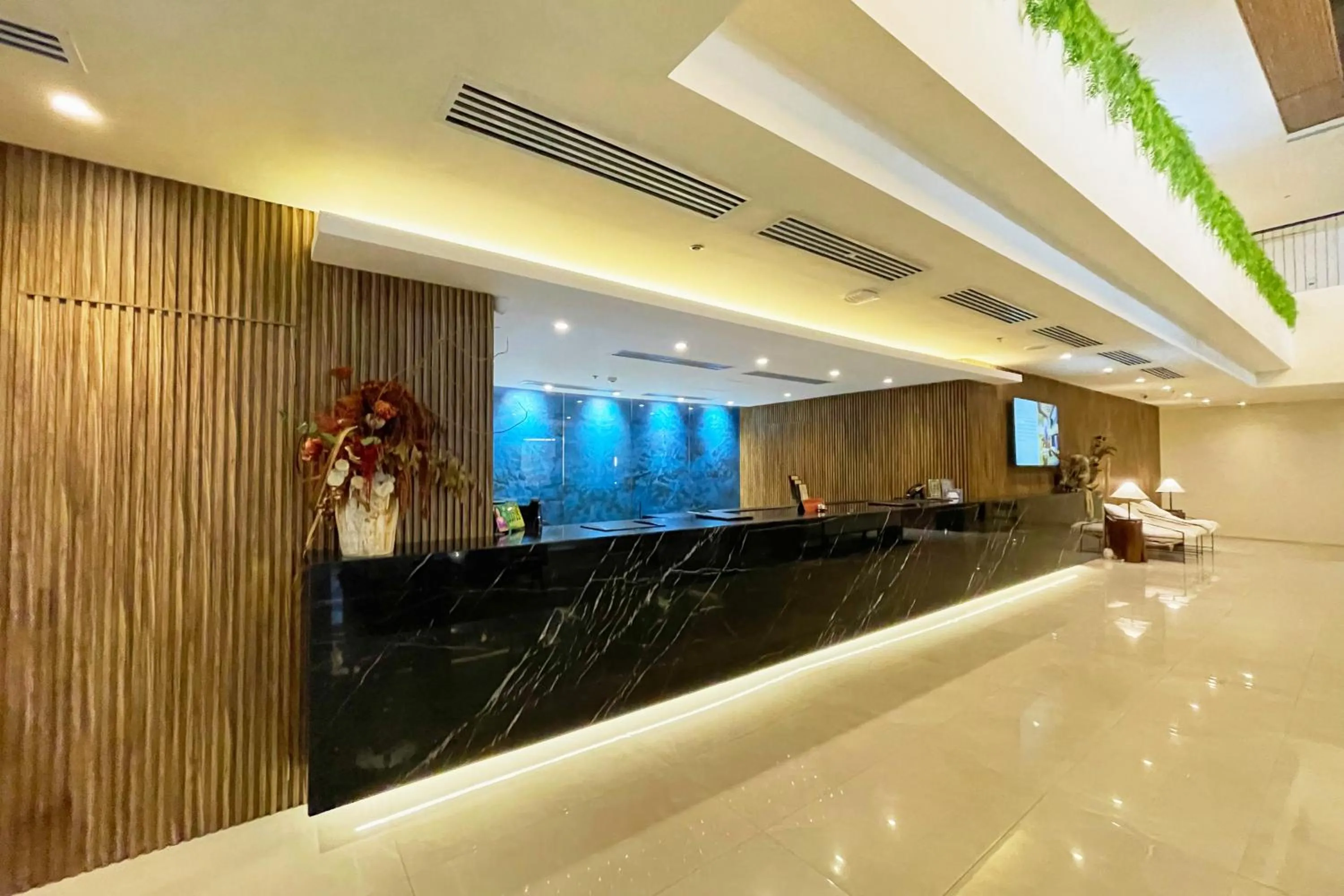 Lobby or reception in Elijah Hotel Dasmarinas City Cavite