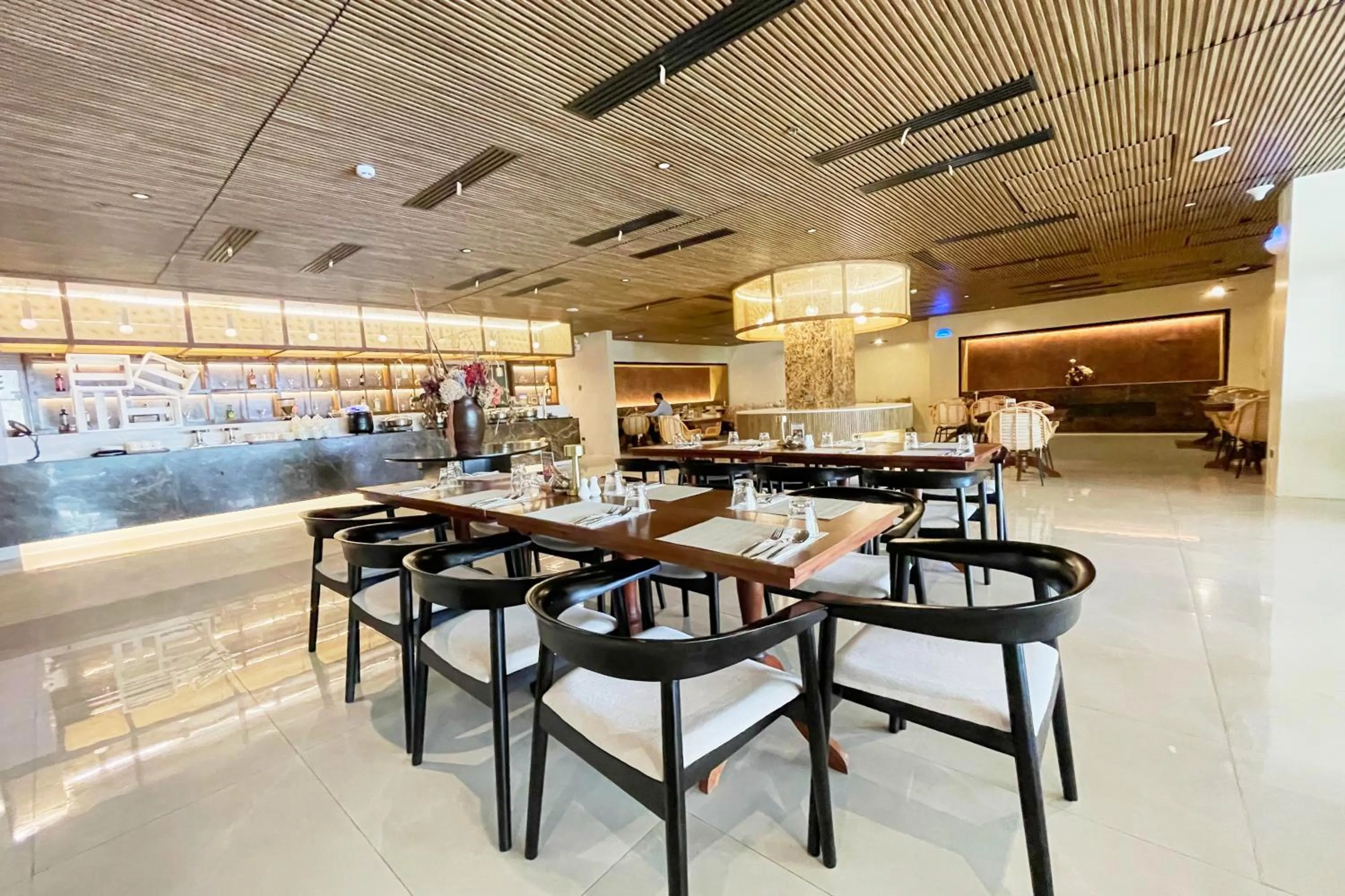 Restaurant/places to eat in Elijah Hotel Dasmarinas City Cavite