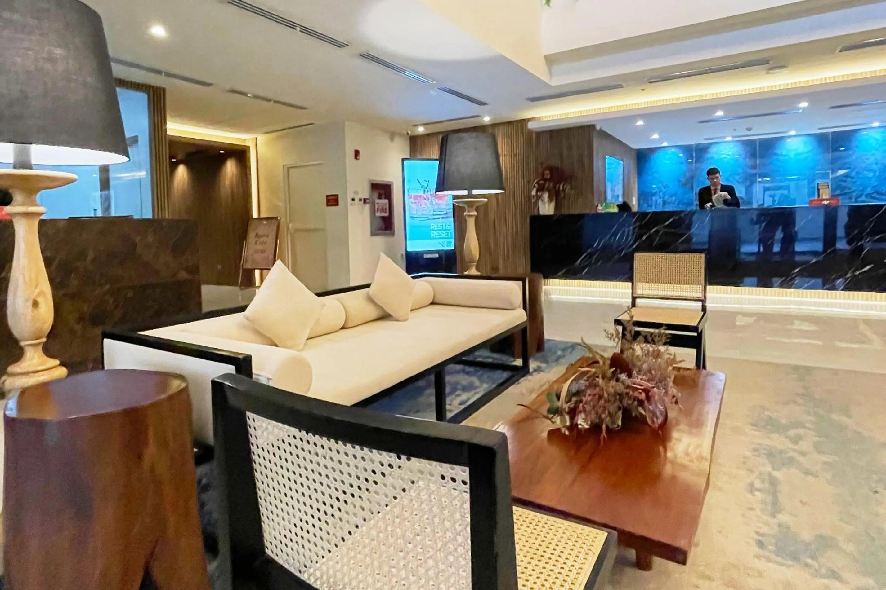 Lobby or reception in Elijah Hotel Dasmarinas City Cavite