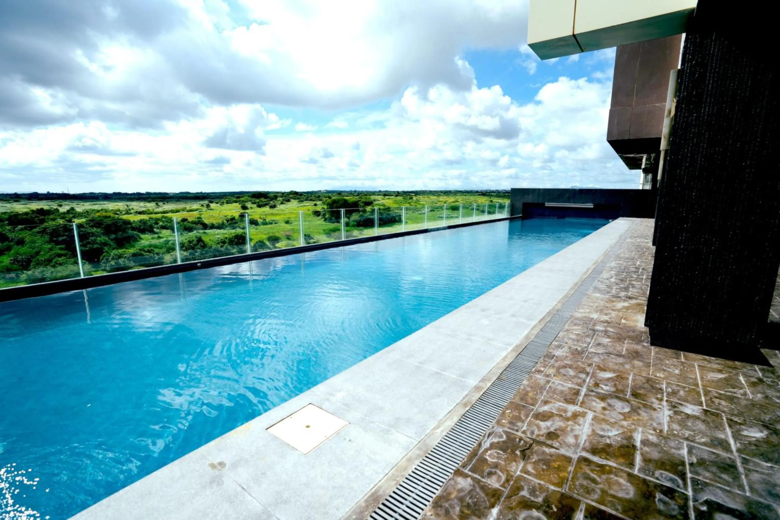 Swimming pool in Elijah Hotel Dasmarinas City Cavite