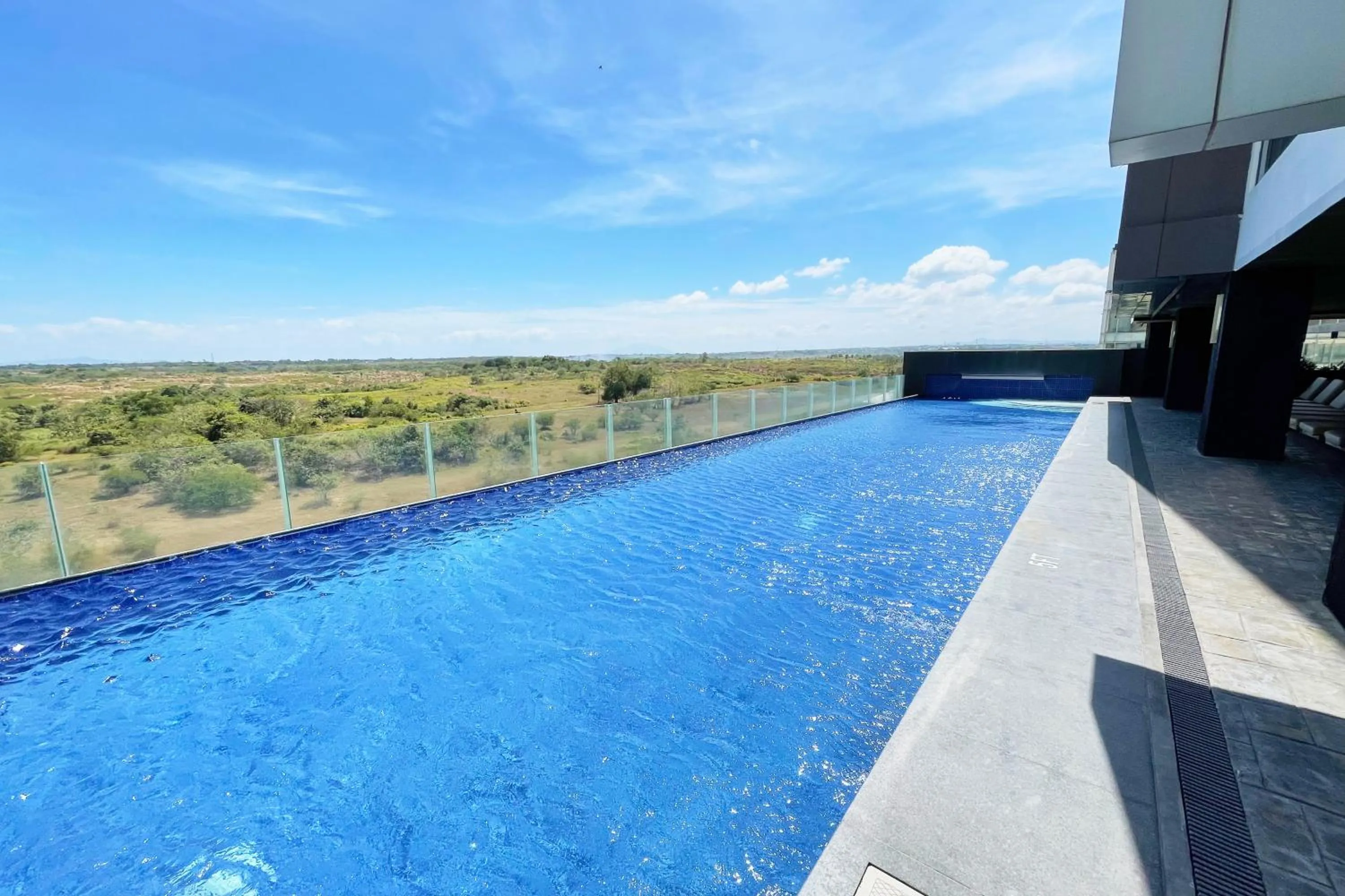 Swimming pool in Elijah Hotel Dasmarinas City Cavite