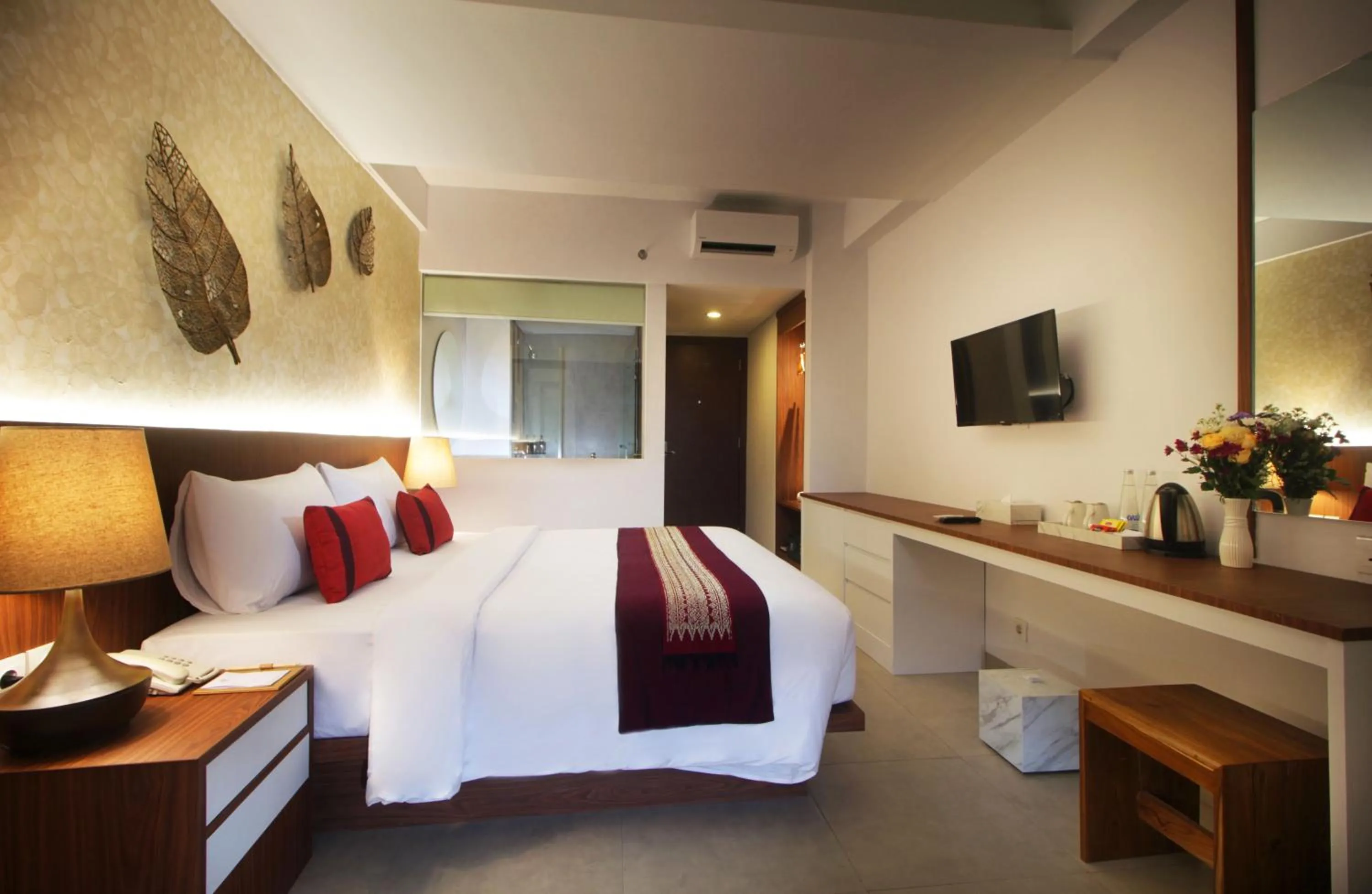 Photo of the whole room, Bed in Nadi Hotel Legian