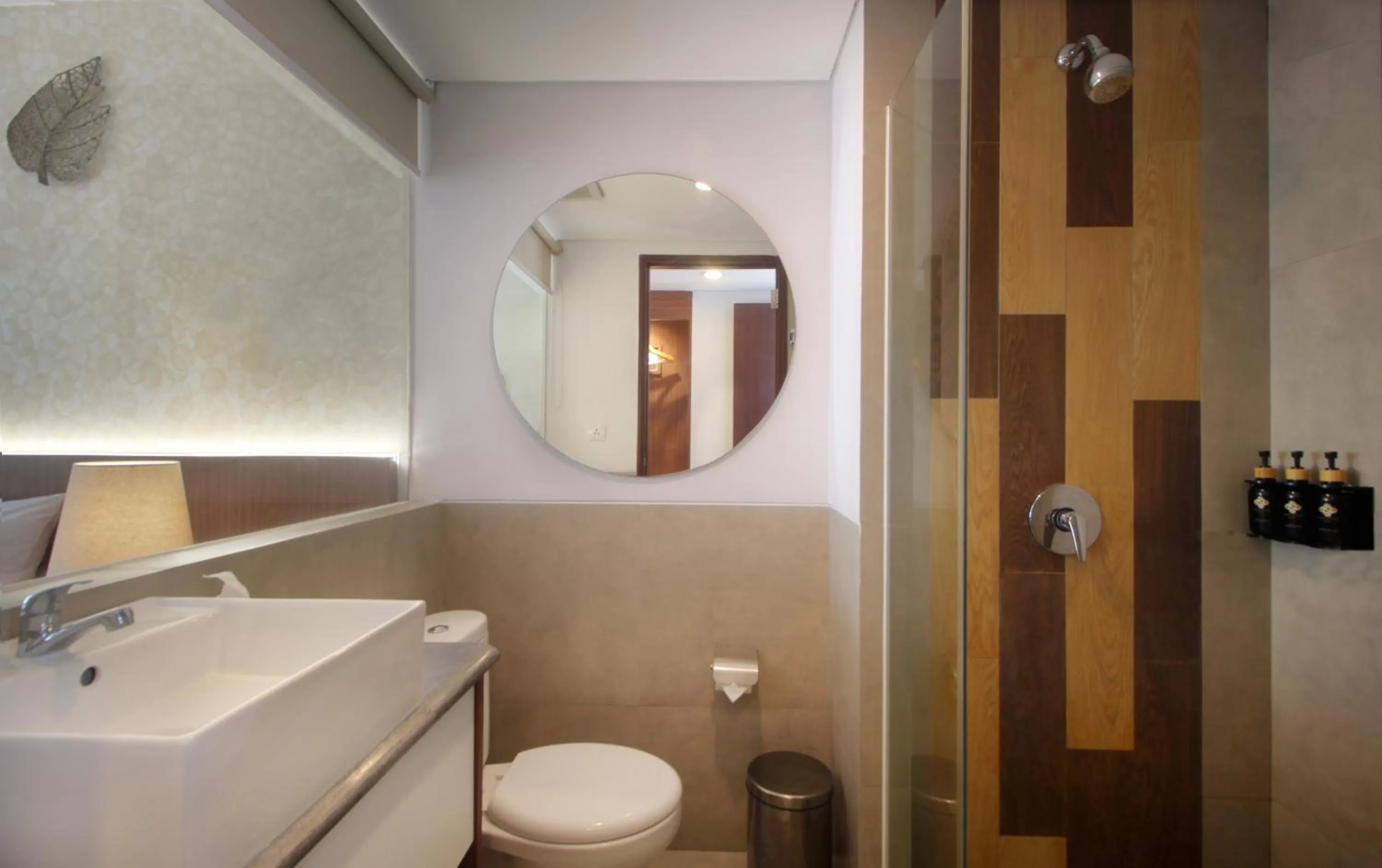 Shower in Nadi Hotel Legian