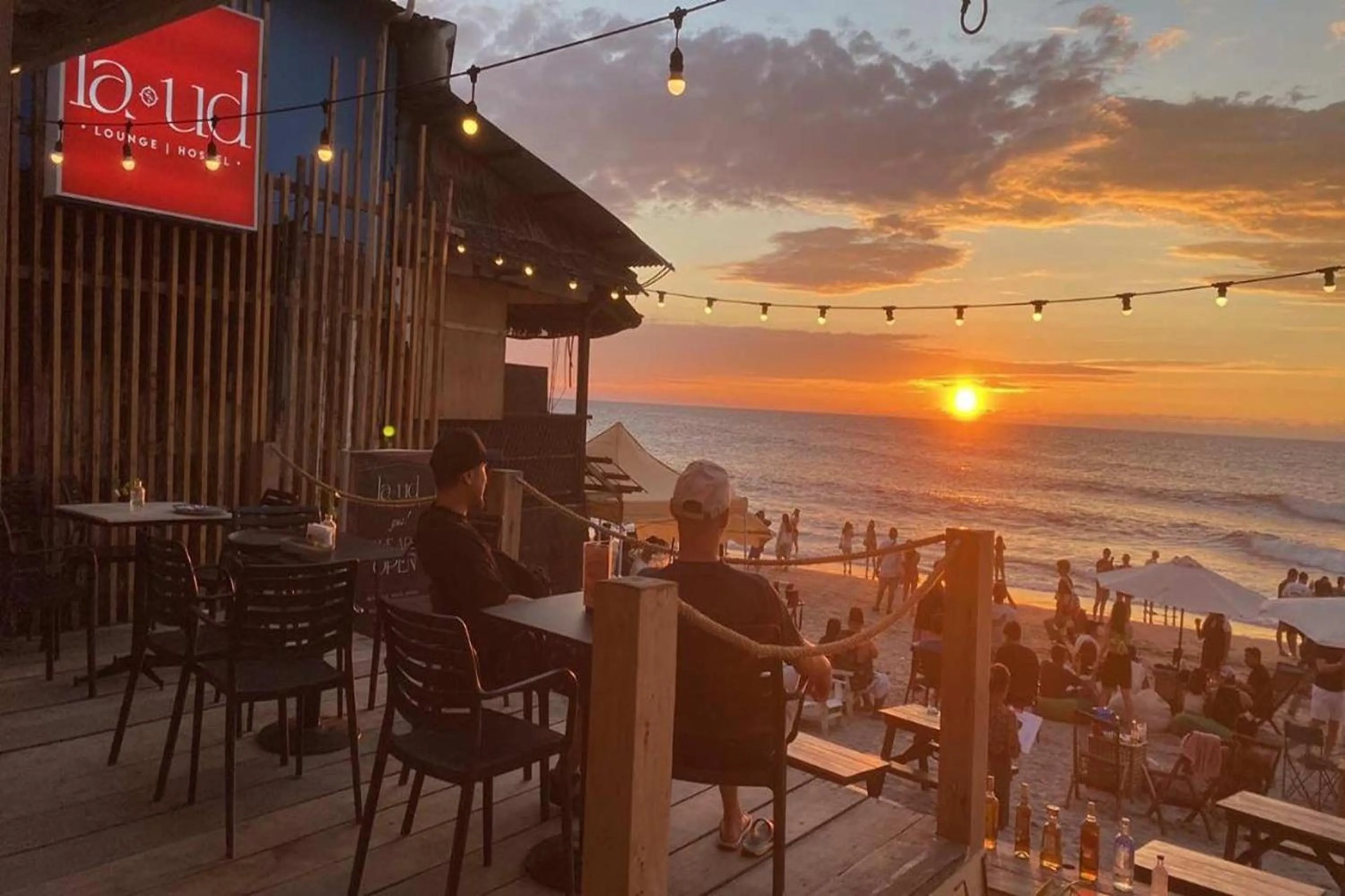 Lounge or bar in La Ud Lounge and Hostel