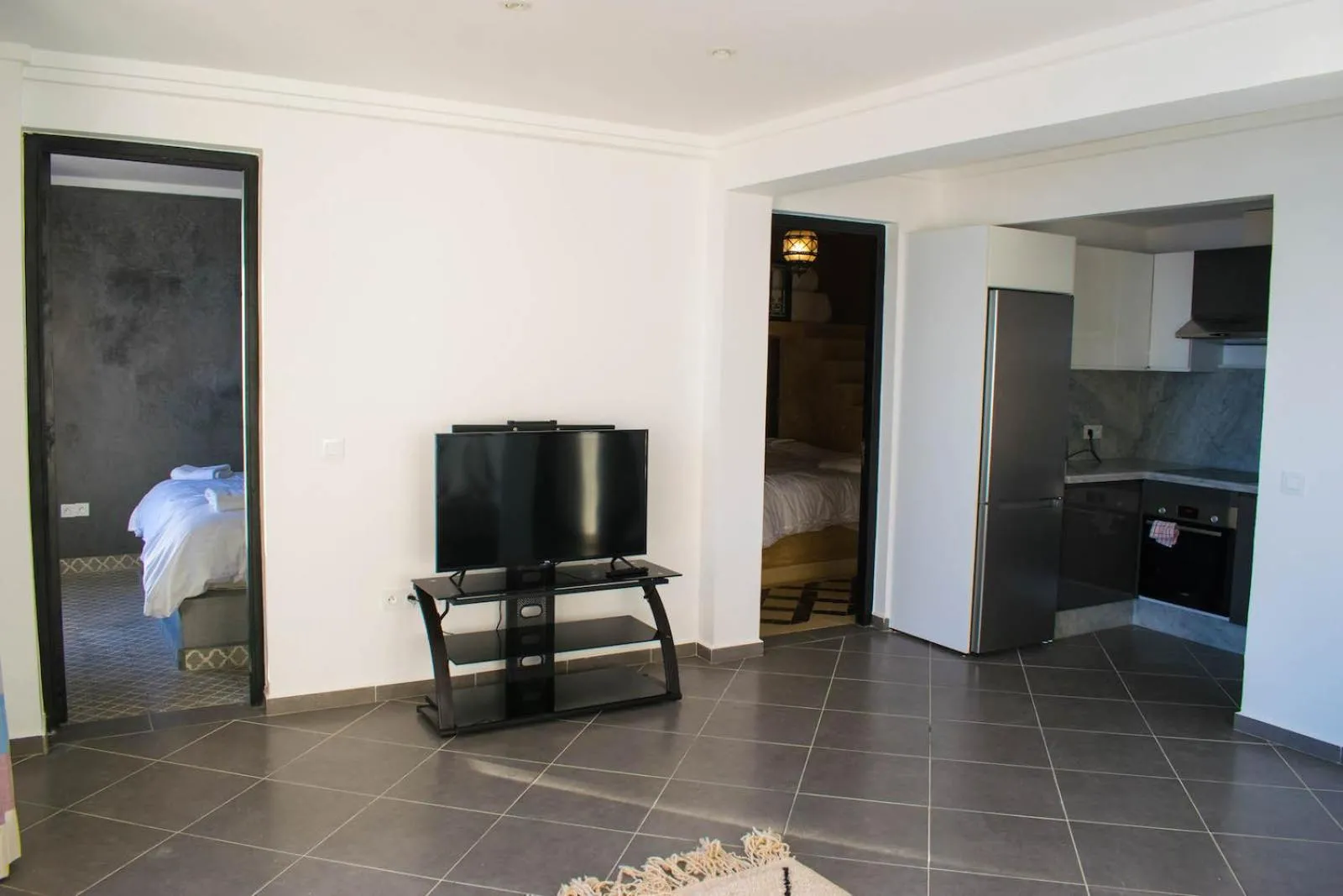 Kitchen or kitchenette in Bouad Seafront Apartments & Rooms