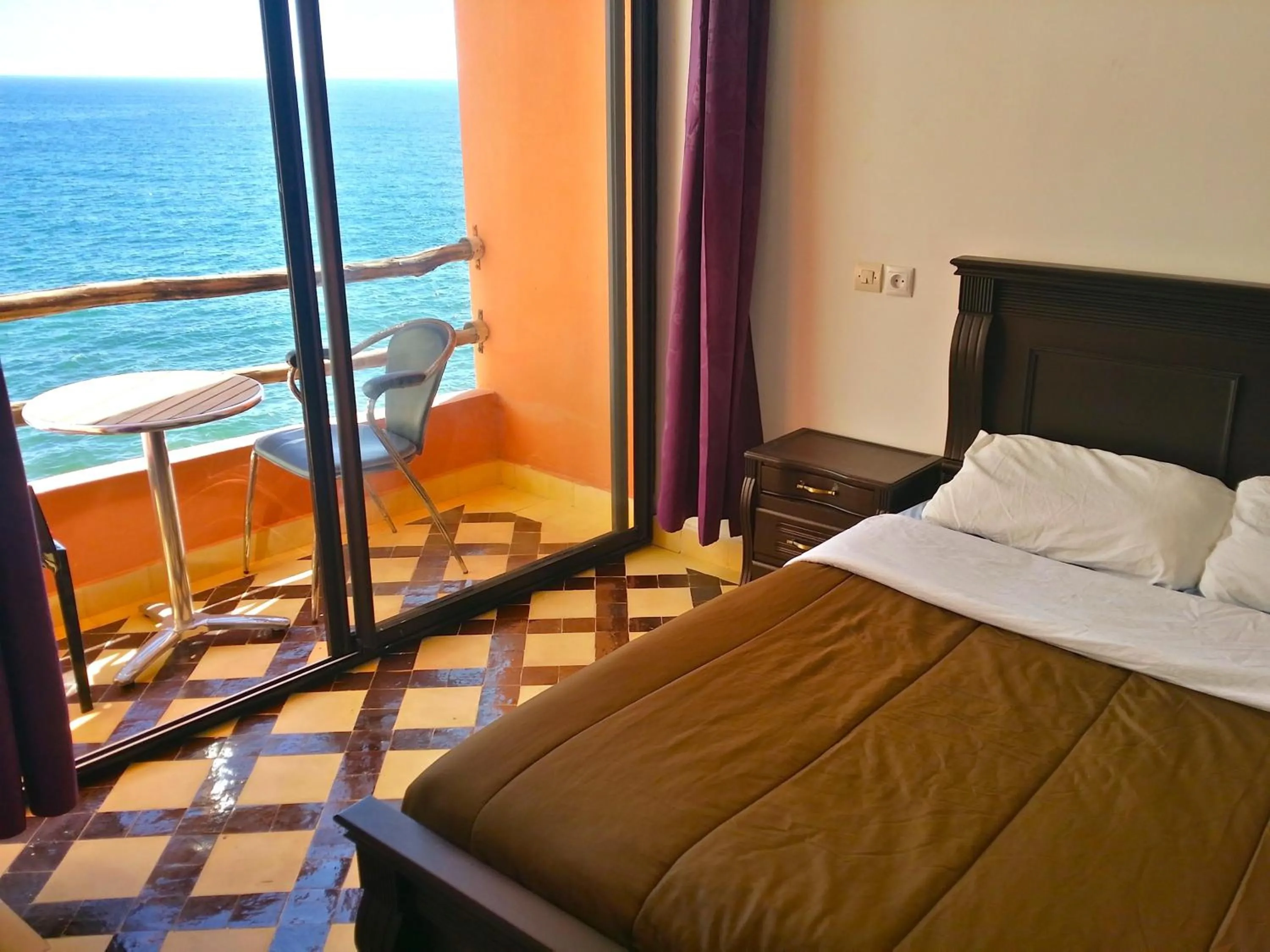 Balcony/Terrace, Bed in Bouad Seafront Apartments & Rooms