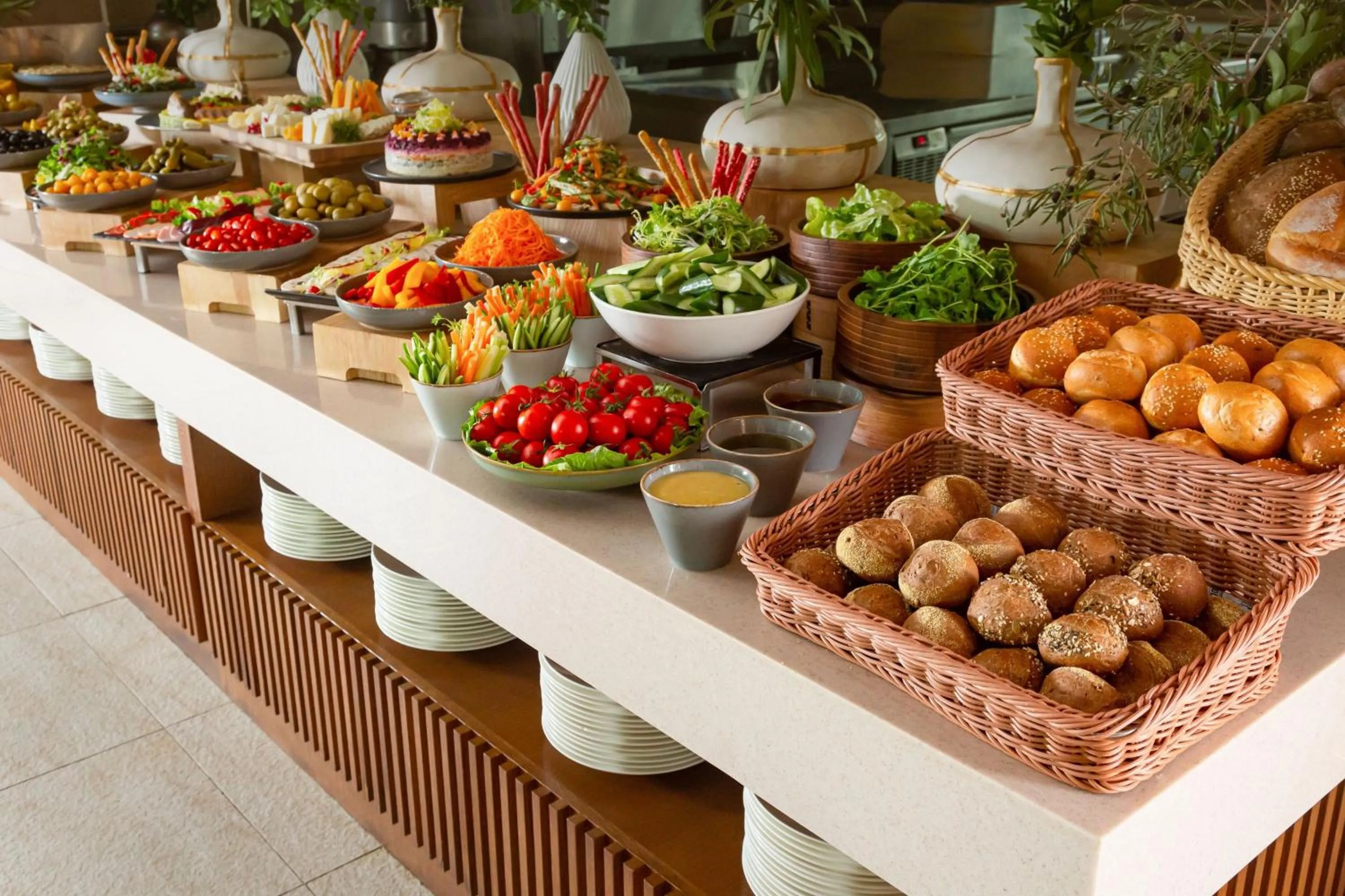 Restaurant/places to eat in Baku Marriott Hotel Boulevard