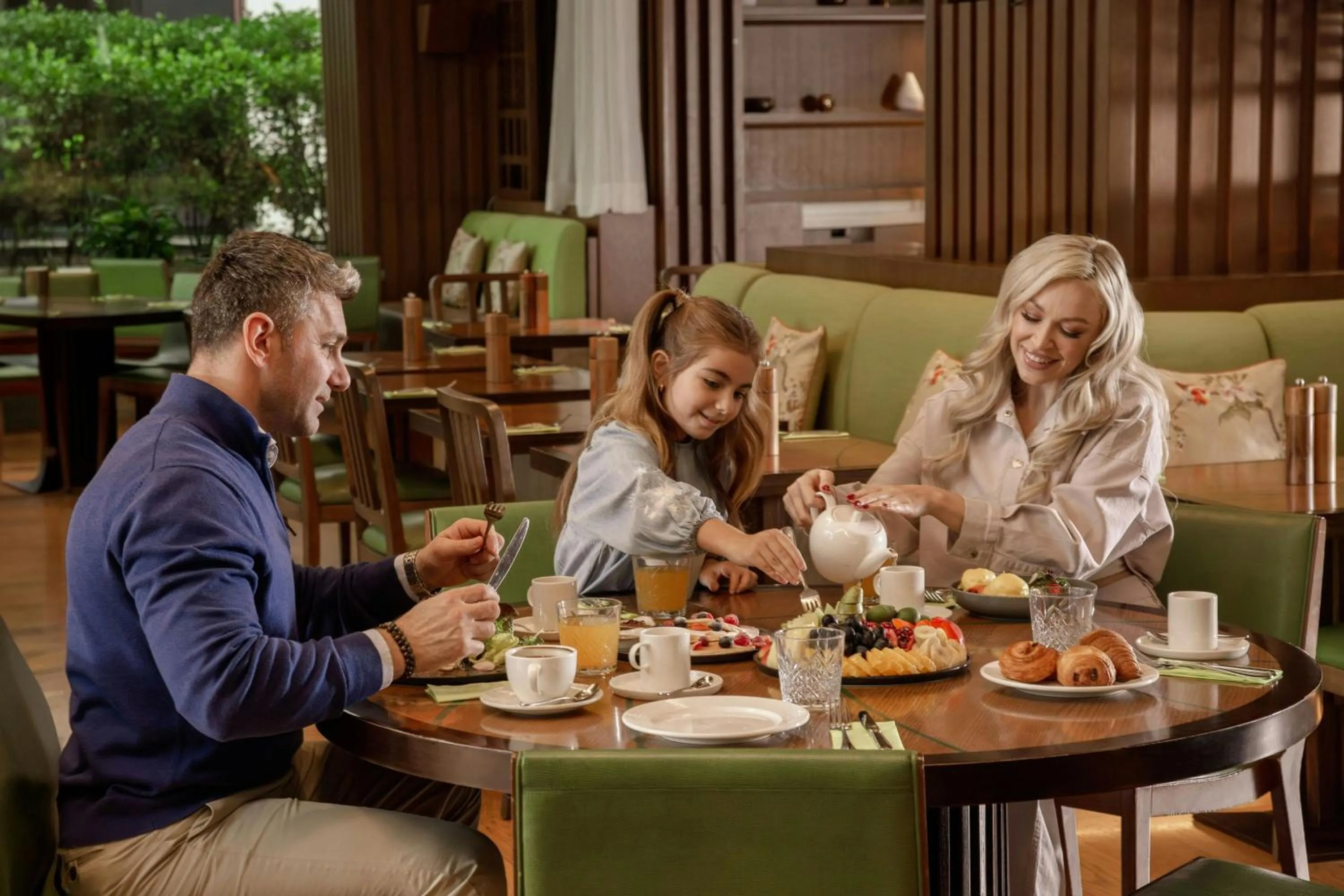 Restaurant/places to eat in Baku Marriott Hotel Boulevard