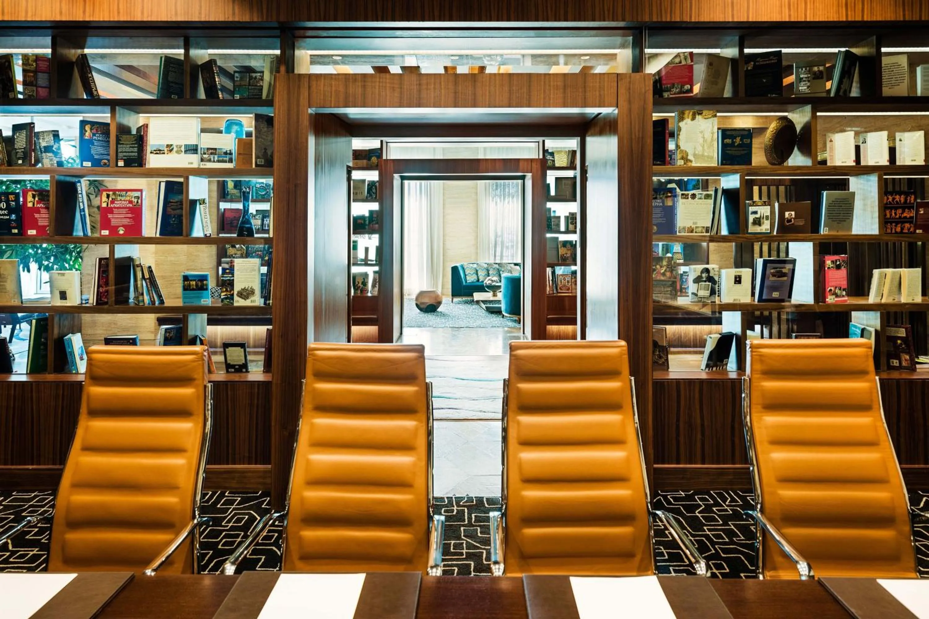 Meeting/conference room in Sheraton Baku Intourist