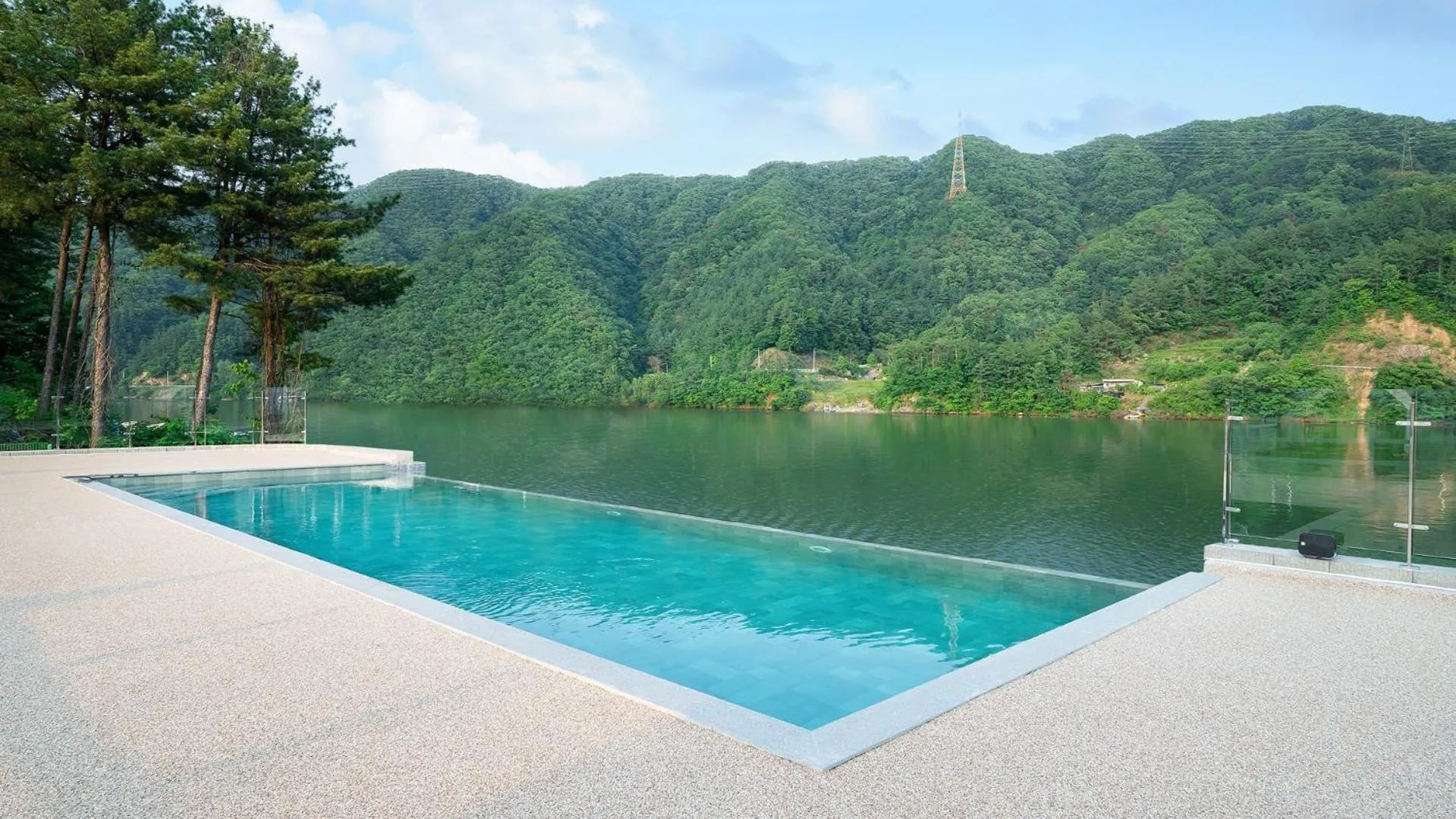 Property building in Gapyeong JH PoolVilla & glamping