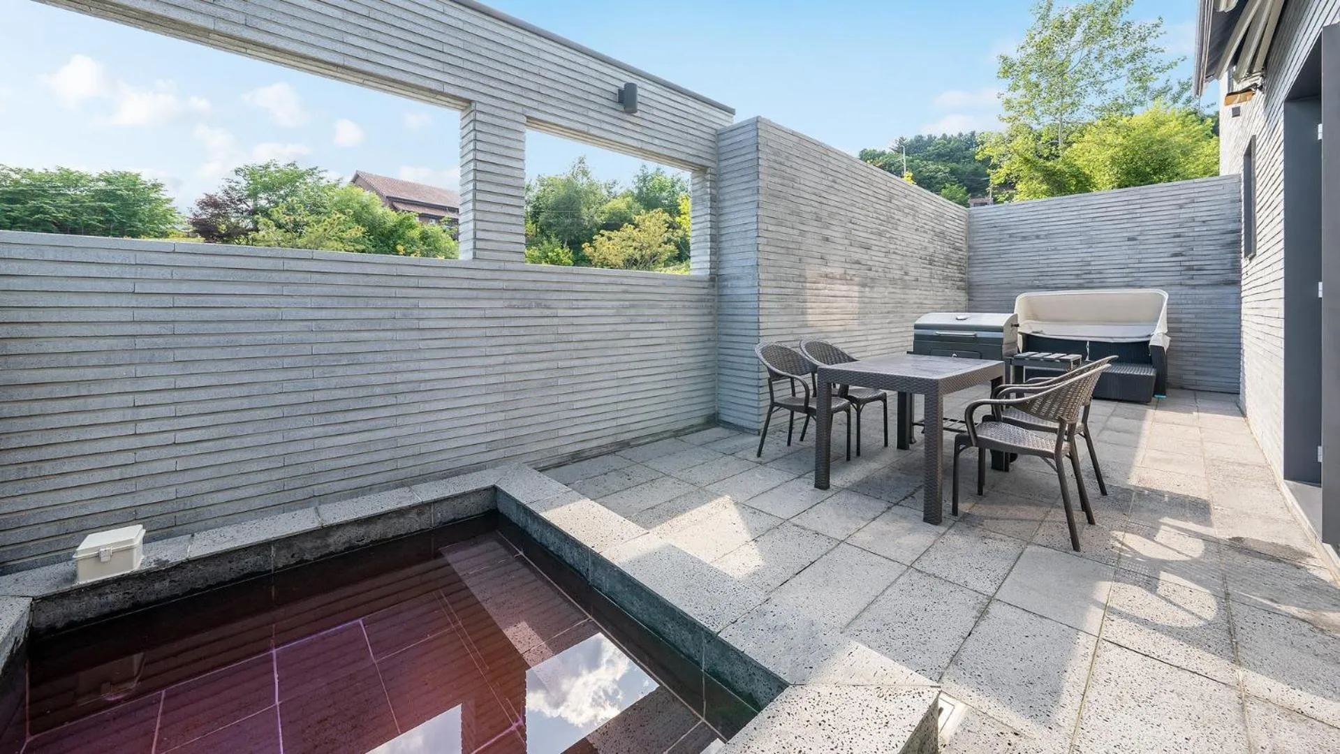 Property building in Gapyeong JH PoolVilla & glamping