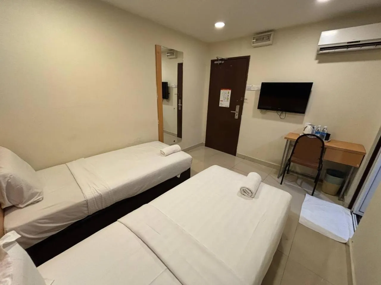 TV and multimedia, Bed in Signature Hotel by Easy Nap