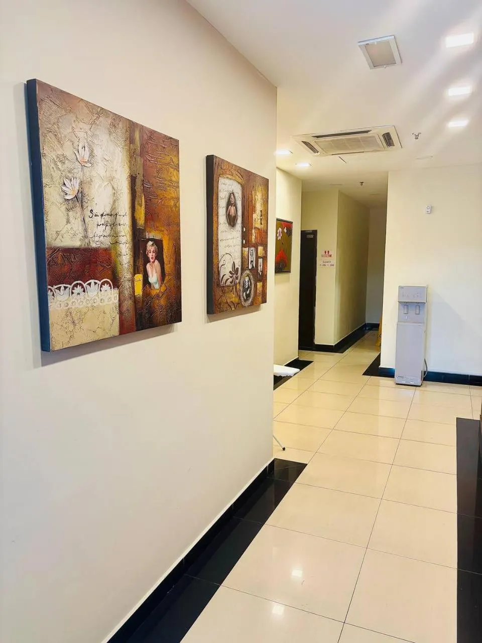 Lobby or reception in Signature Hotel by Easy Nap