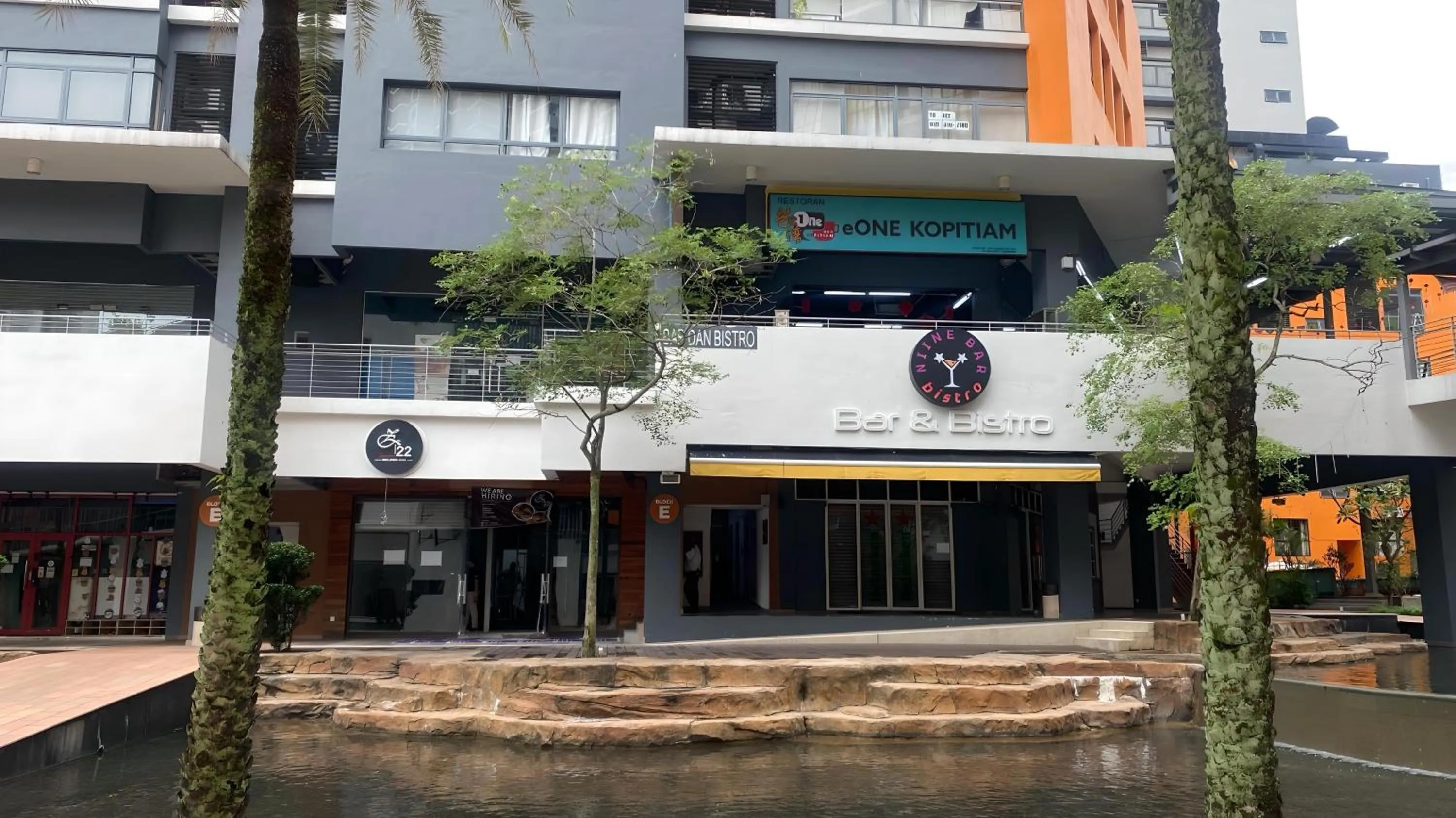 Entertainment in Signature Hotel by Easy Nap