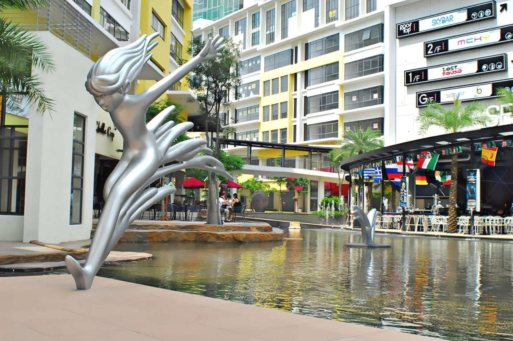 Property building in Signature Hotel by Easy Nap