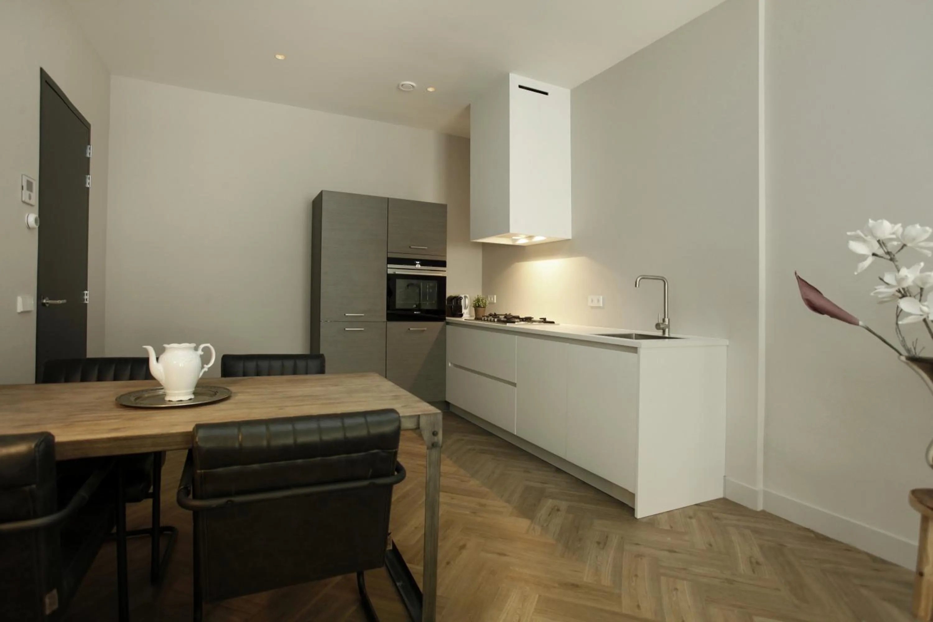 Coffee/tea facilities in Stayci Serviced Apartments Westeinde