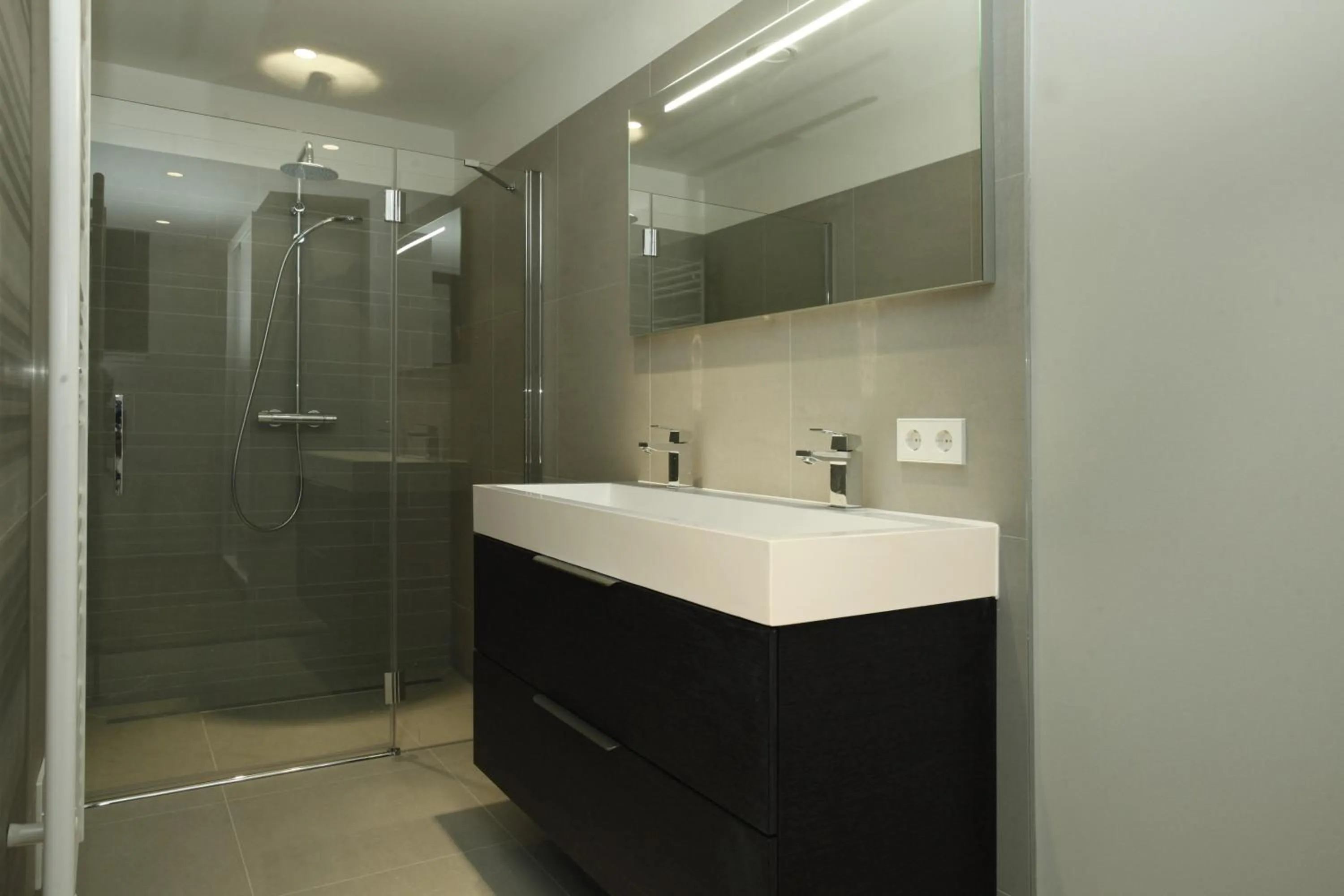 Shower in Stayci Serviced Apartments Westeinde