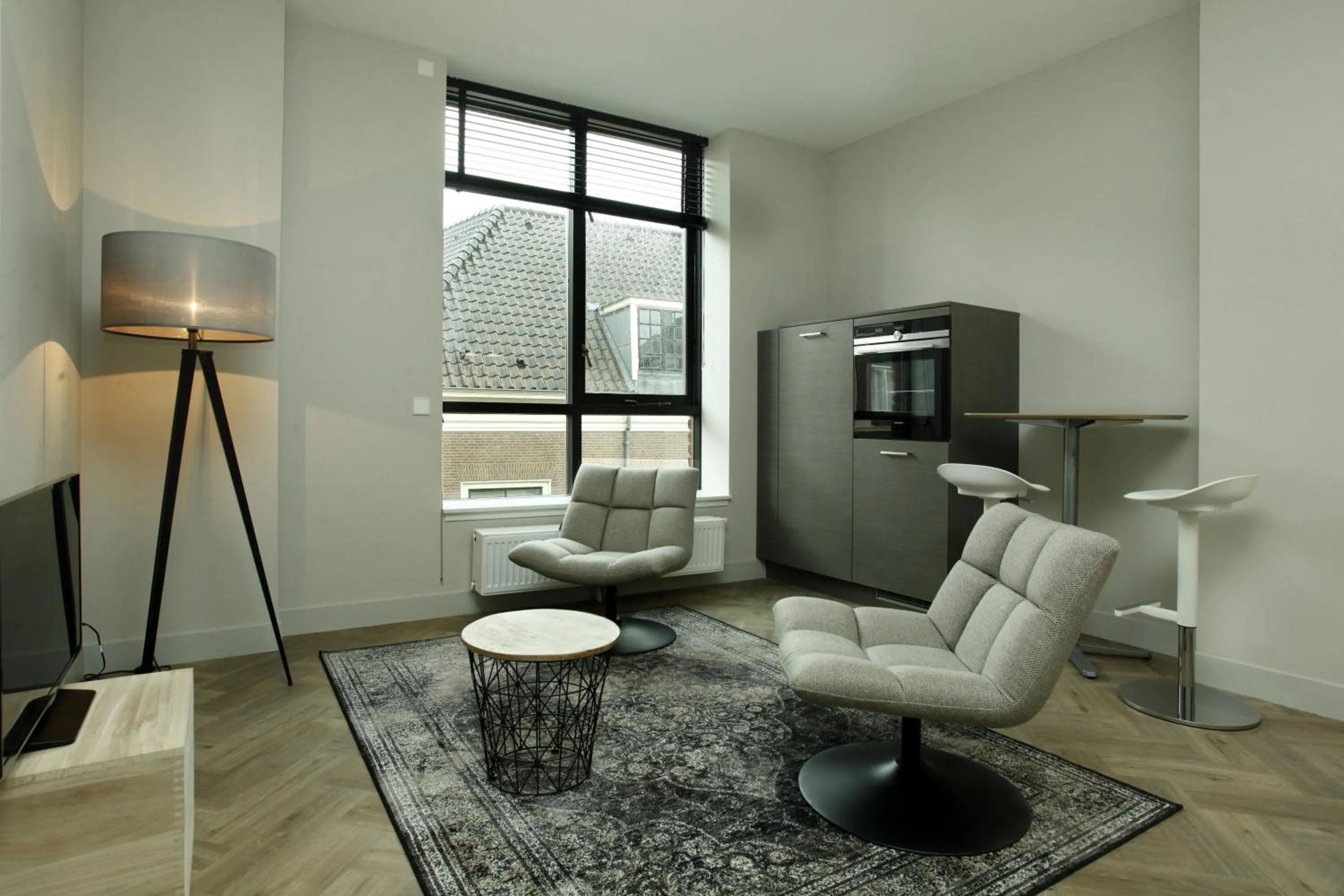 TV and multimedia in Stayci Serviced Apartments Westeinde