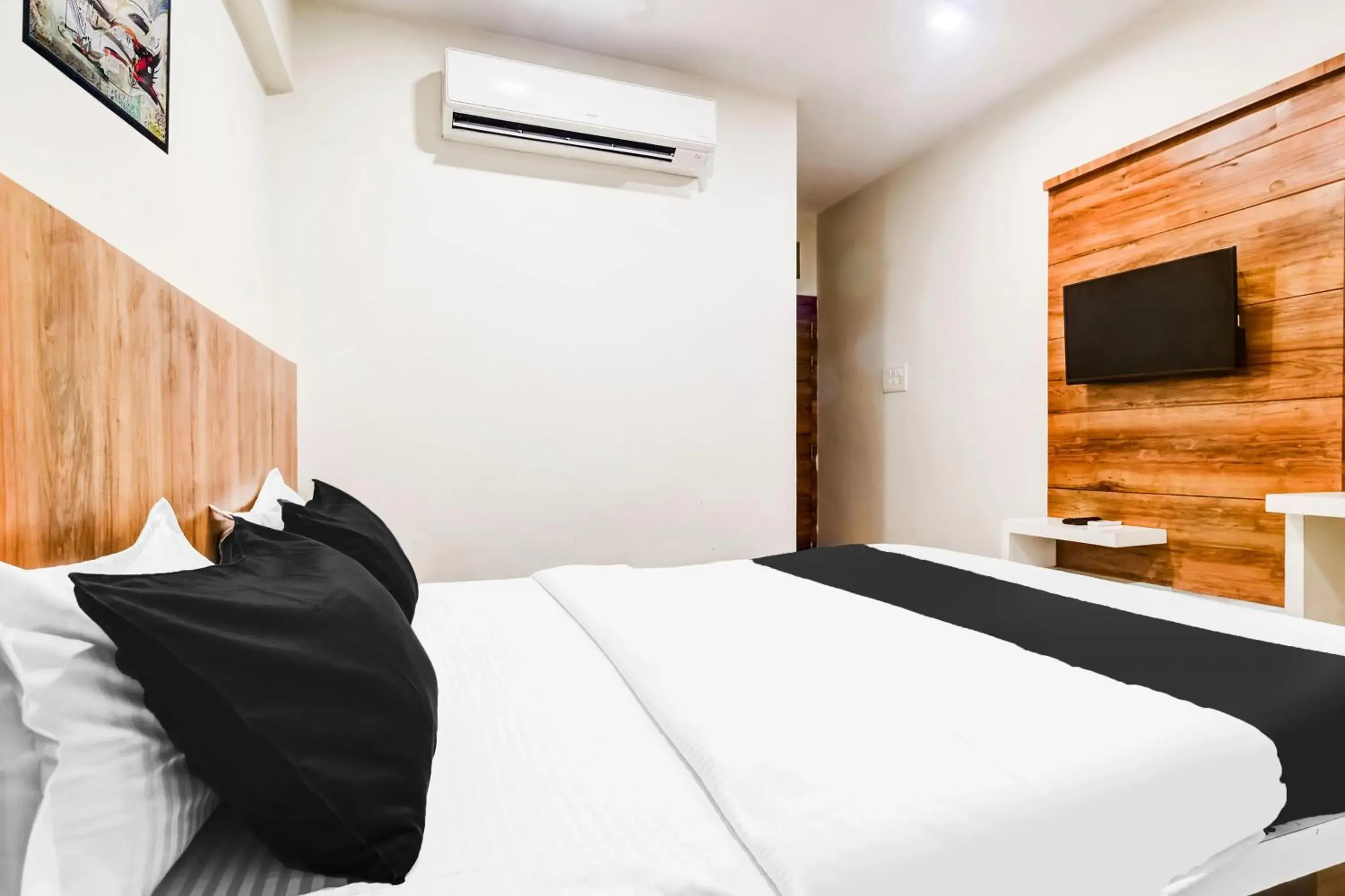 Bedroom, Bed in Hotel O Jawahar Marg Formerly Hotel Virat Bedroom, Bed in Hotel O Jawahar Marg Formerly Hotel Virat