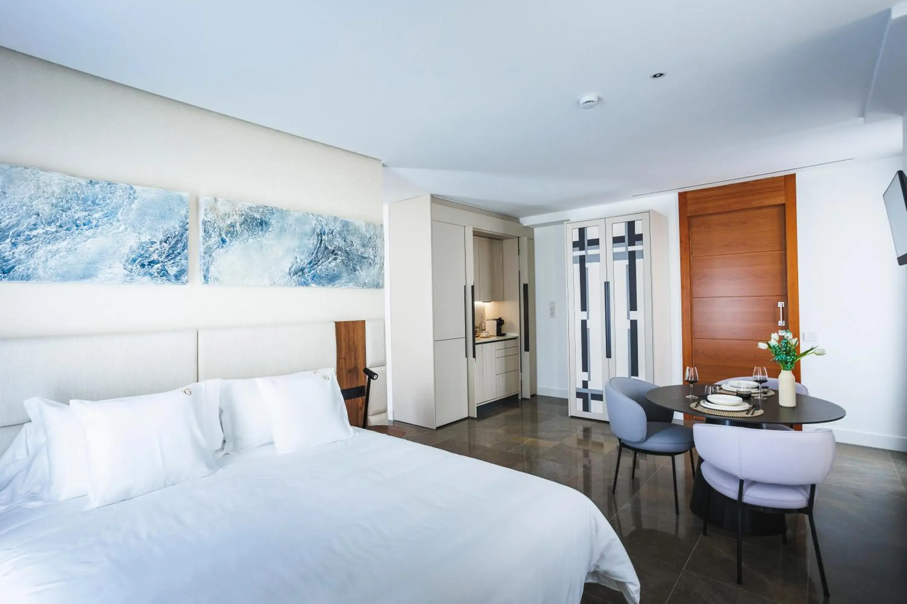 One-Bedroom Premium Apartment in Corral del Carbón GG Luxury Hotel Boutique One-Bedroom Premium Apartment in Corral del Carbón GG Luxury Hotel Boutique