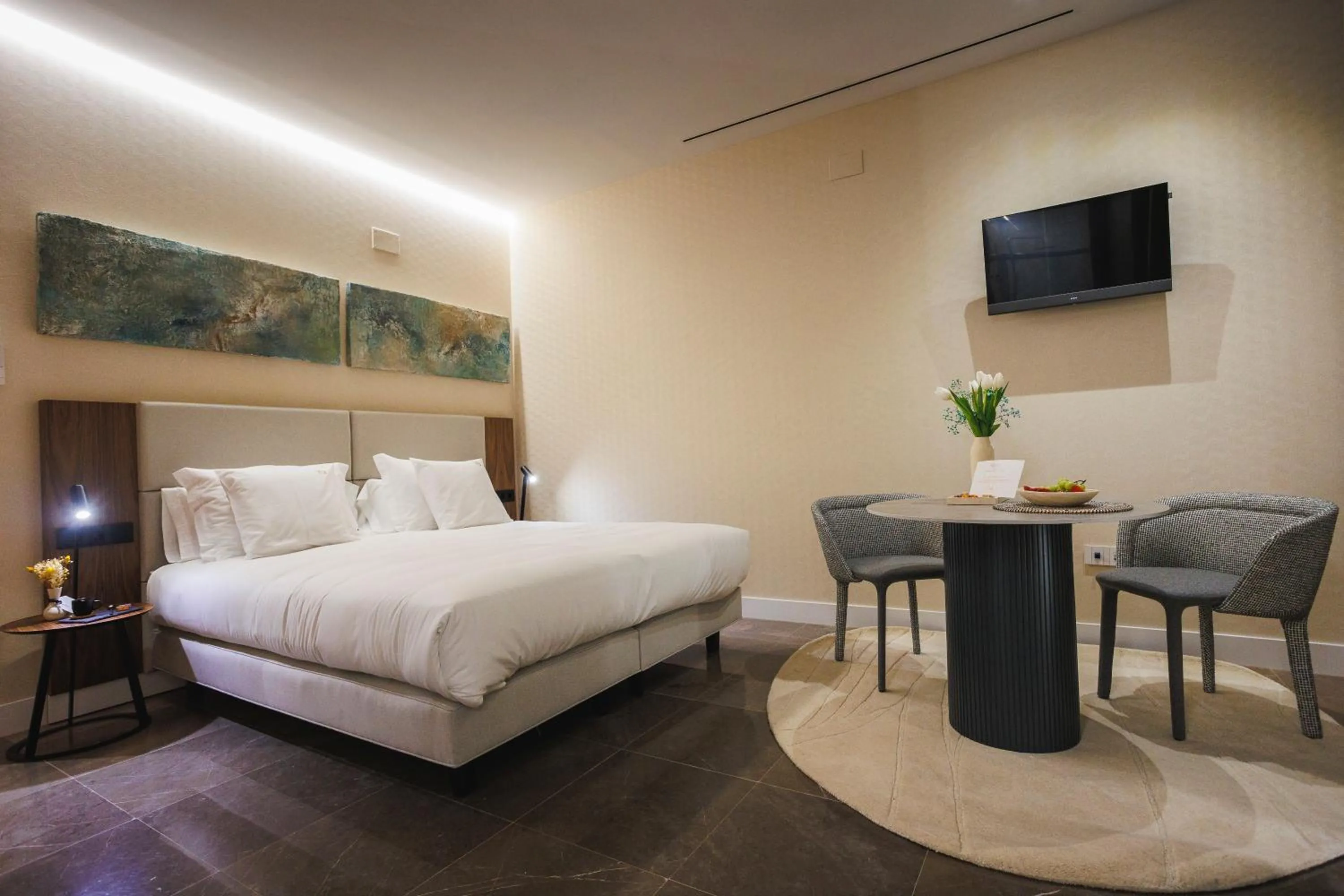 Bed in Corral del Carbón GG Luxury Hotel Boutique