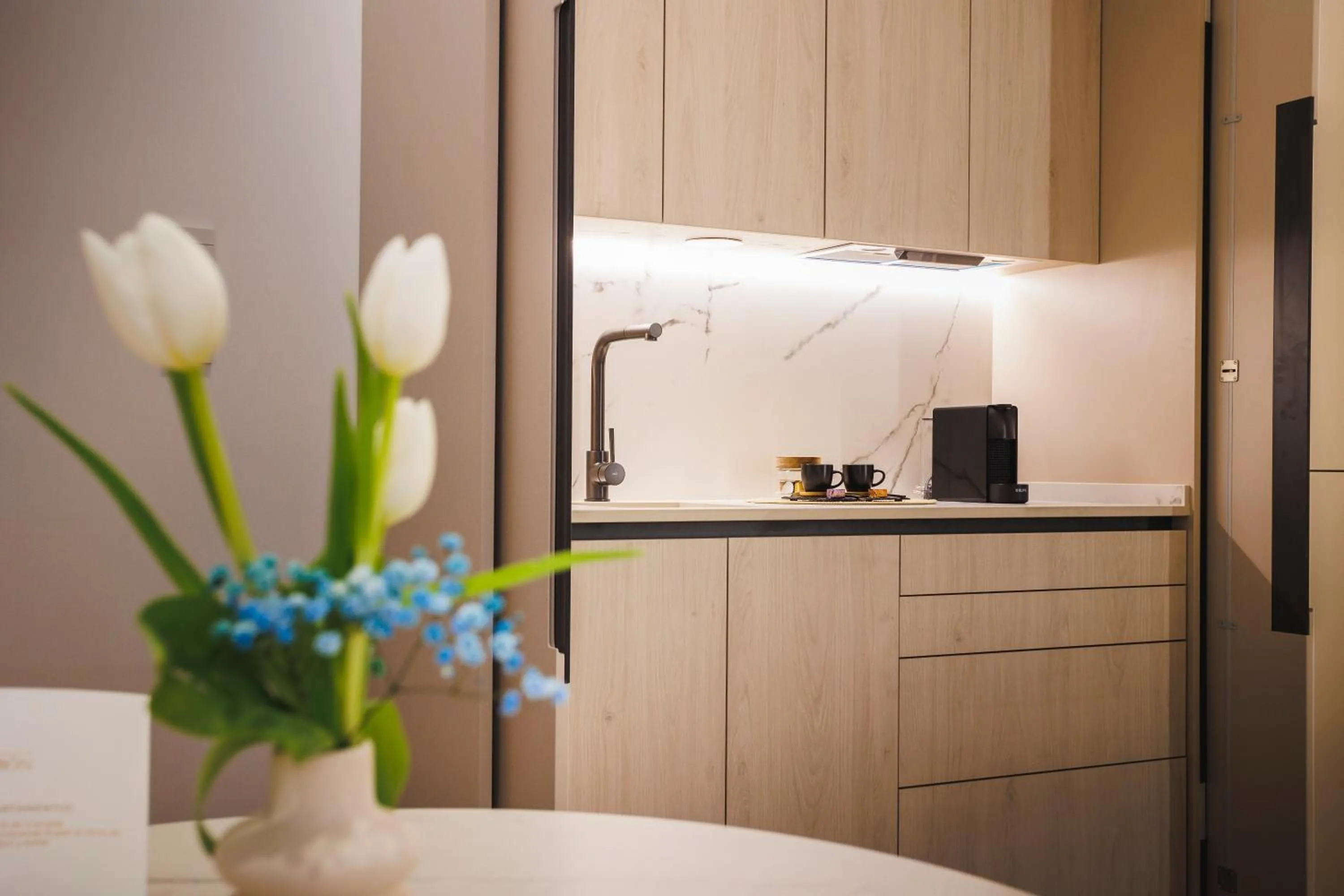 Kitchen or kitchenette in Corral del Carbón GG Luxury Hotel Boutique