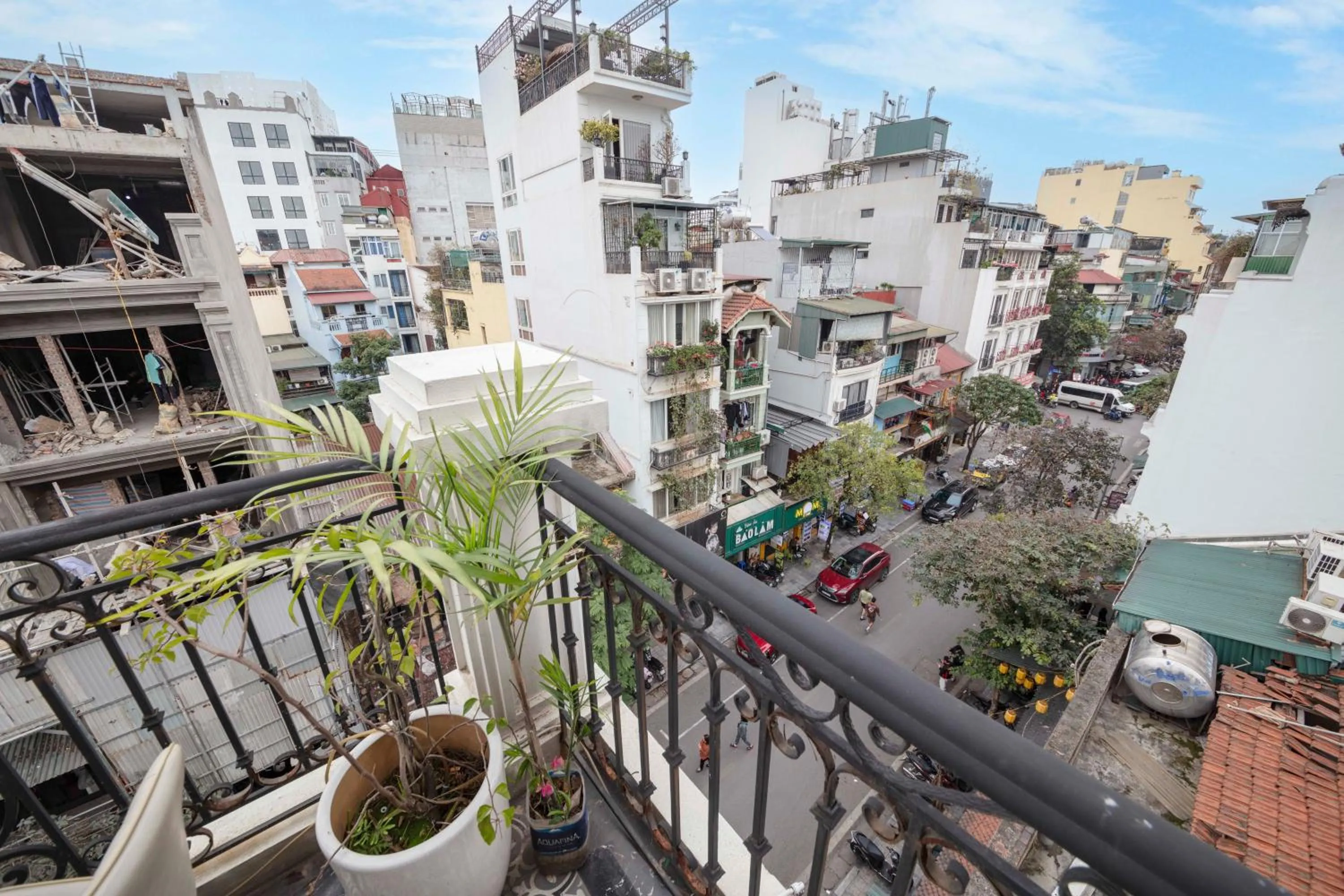 Balcony/Terrace in Infinity HaNoi Hotel & Travel