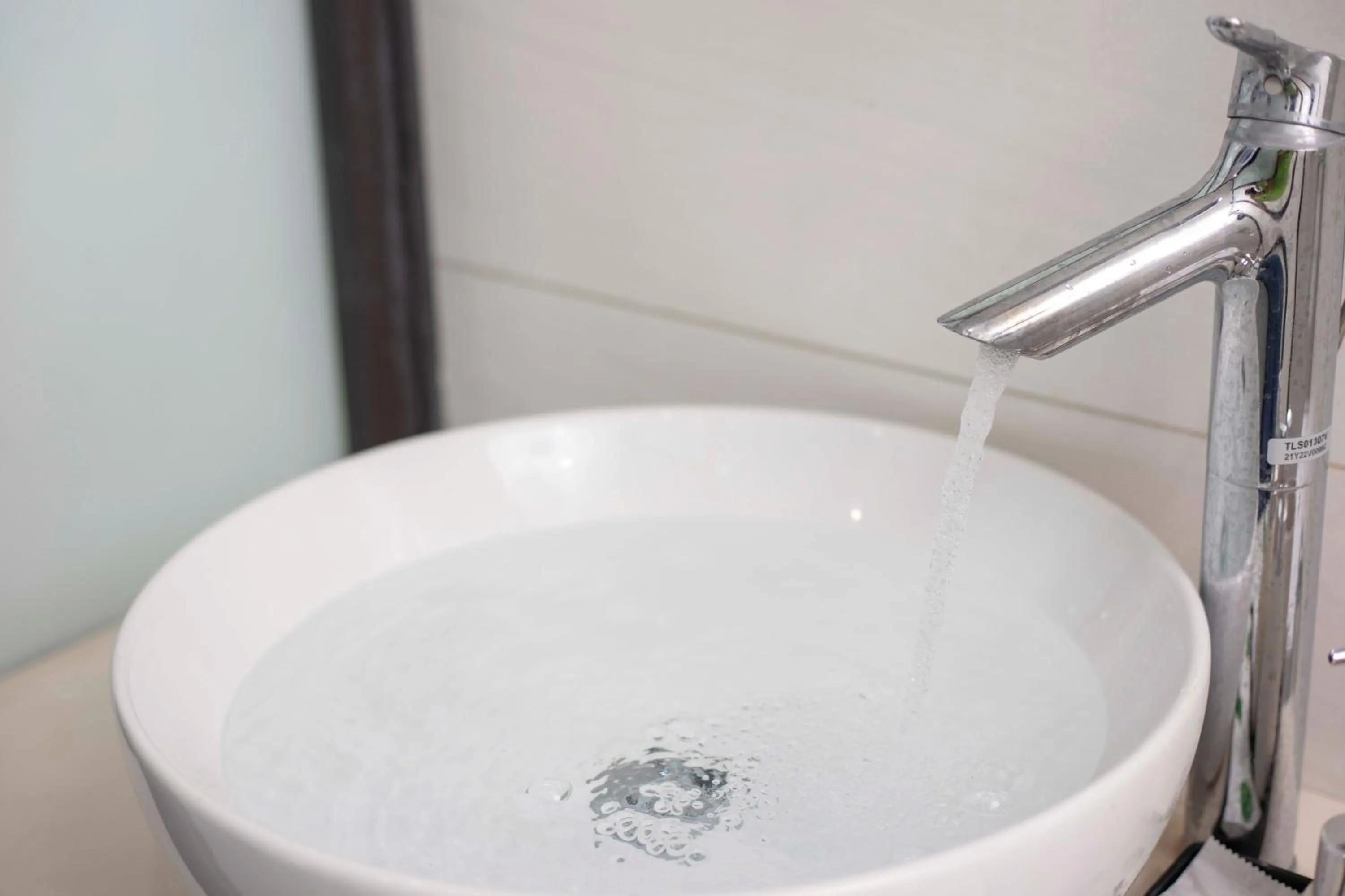 Toilet in Infinity HaNoi Hotel & Travel