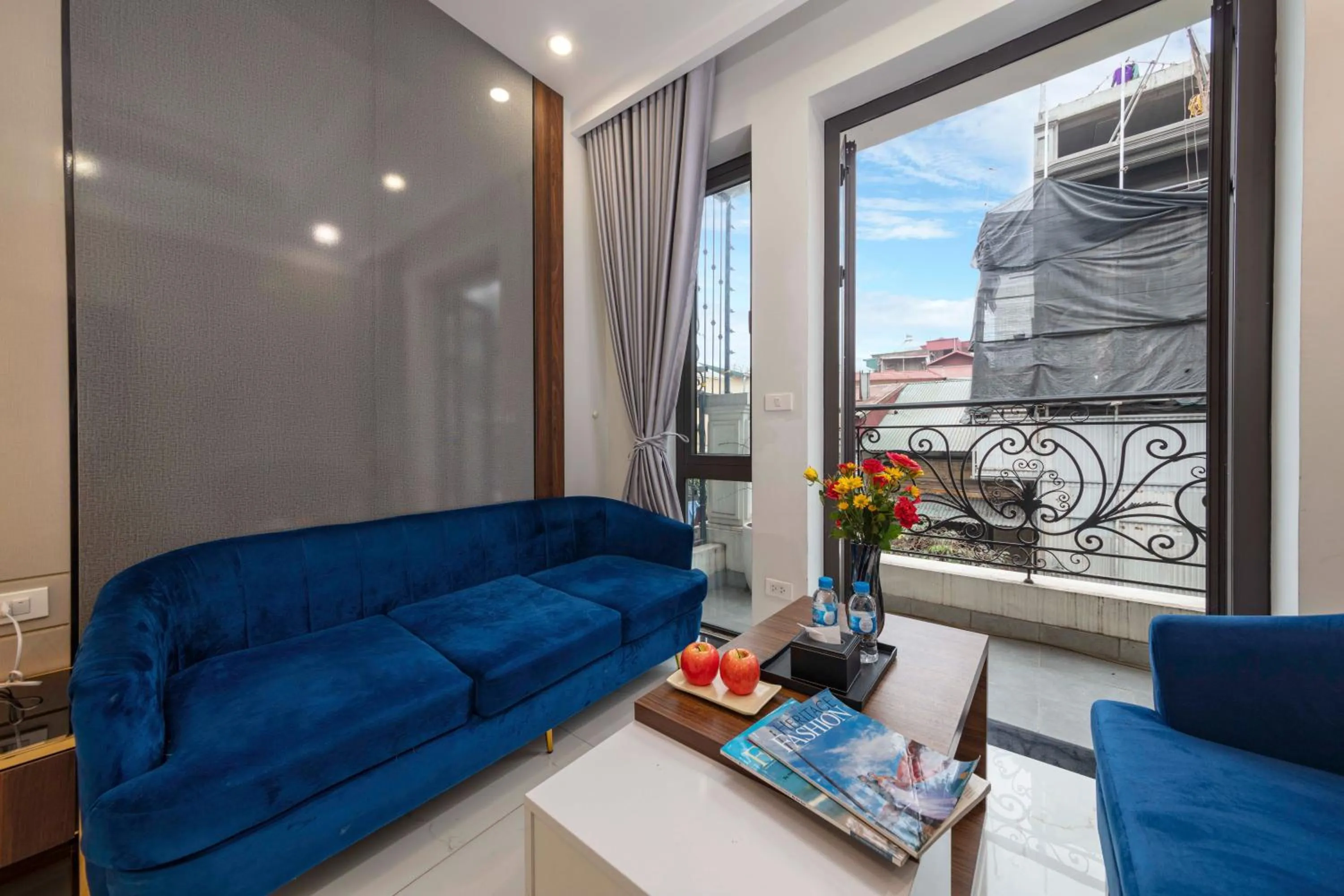 Balcony/Terrace in Infinity HaNoi Hotel & Travel