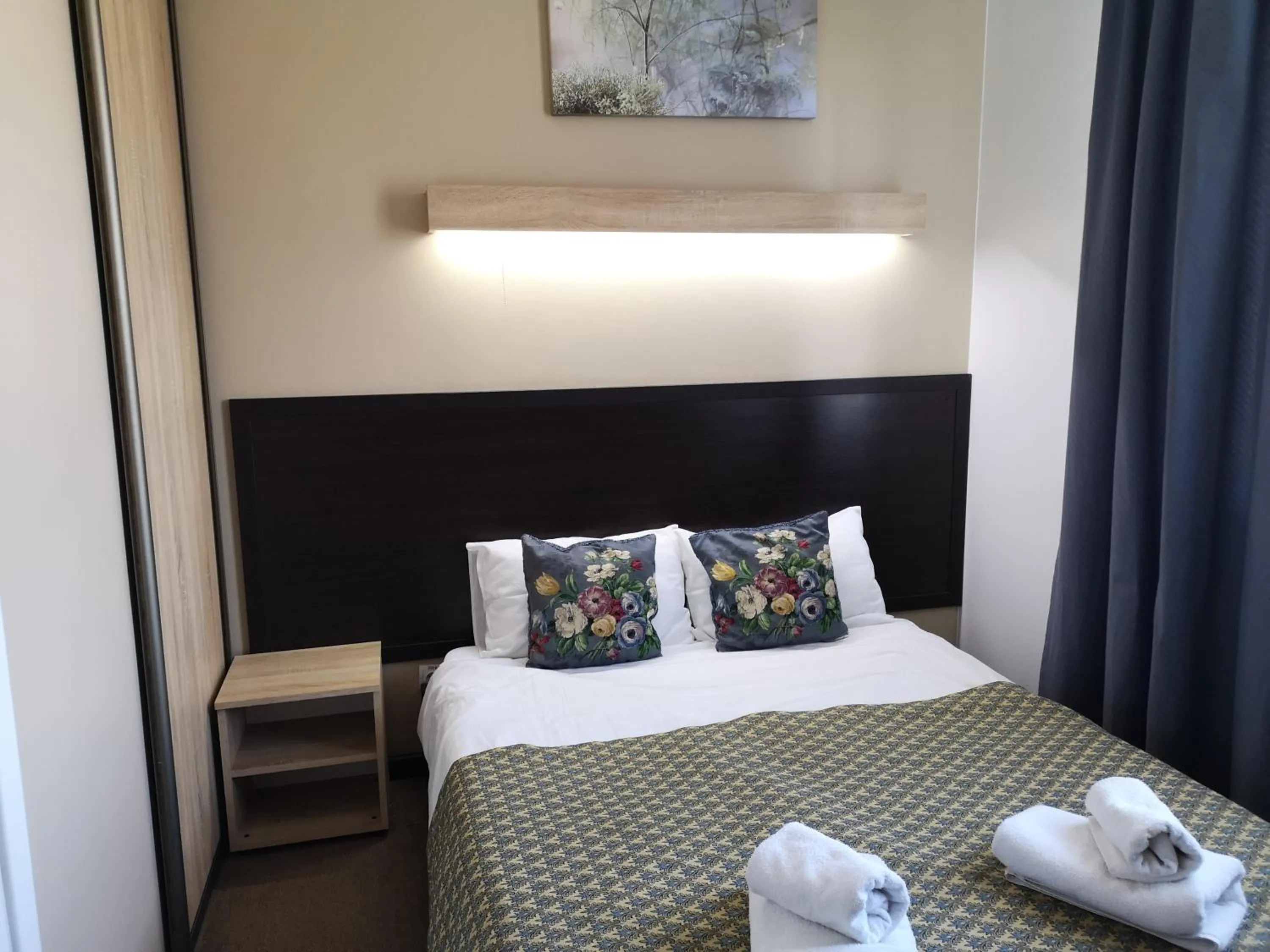 View (from property/room), Bed in Orange Hotel