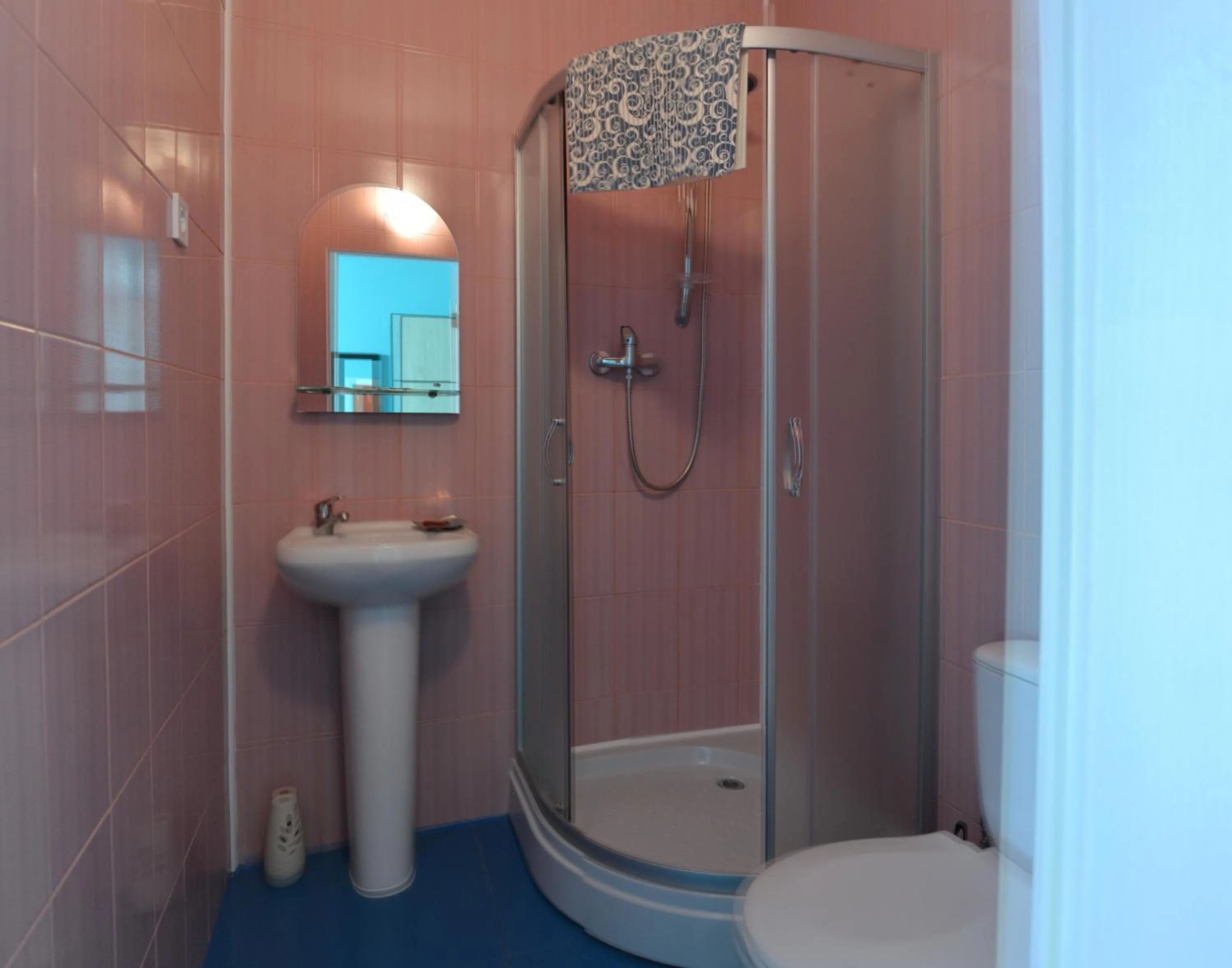 Bathroom in Orange Hotel