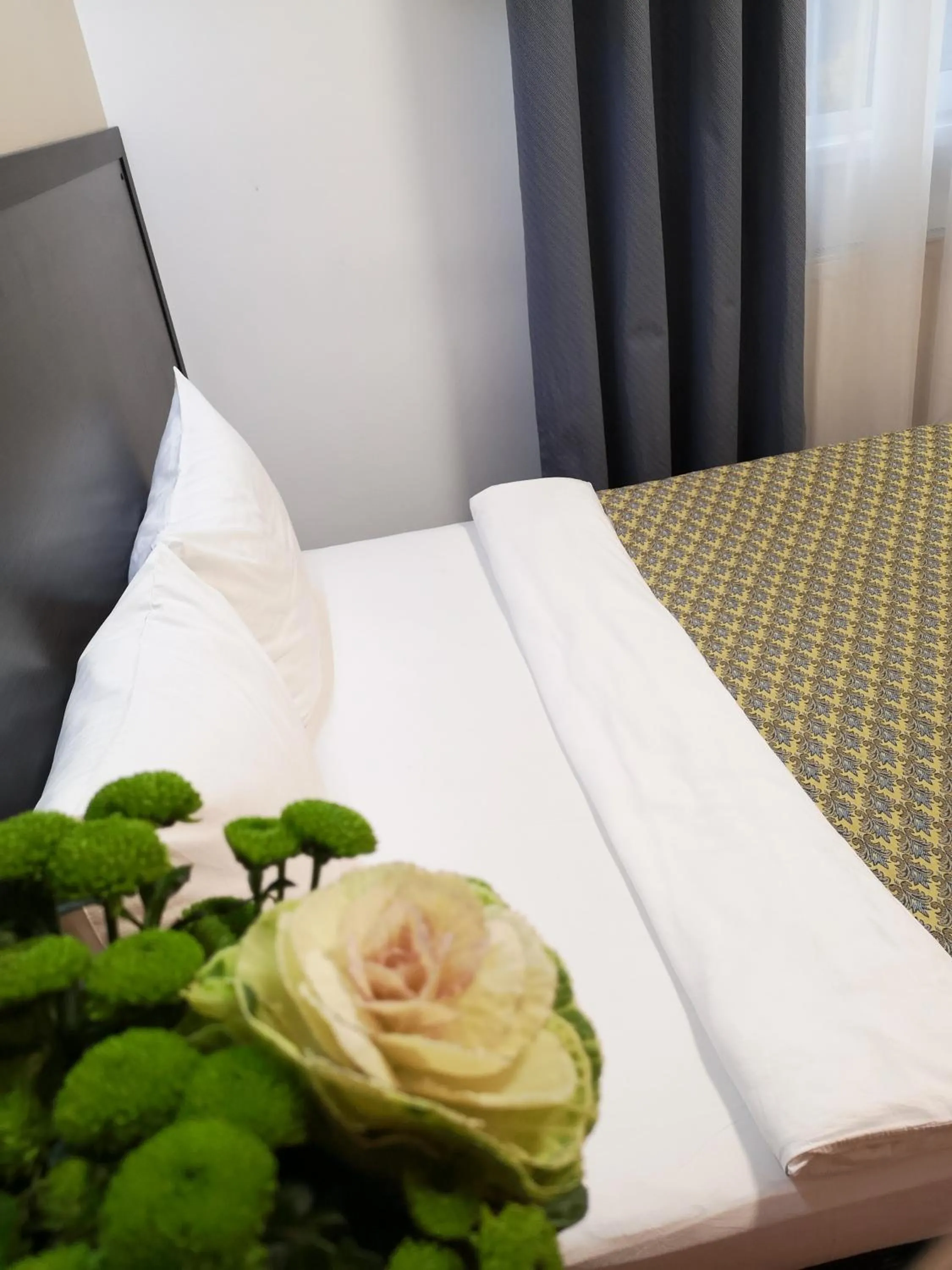 Other, Bed in Orange Hotel